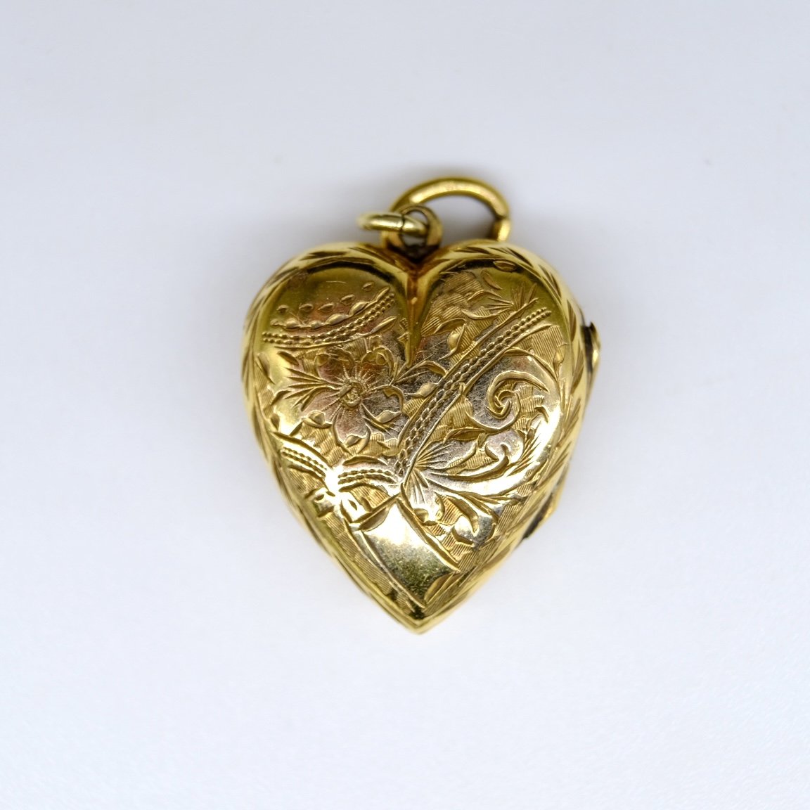 BVL781 engraved heart back.jpg