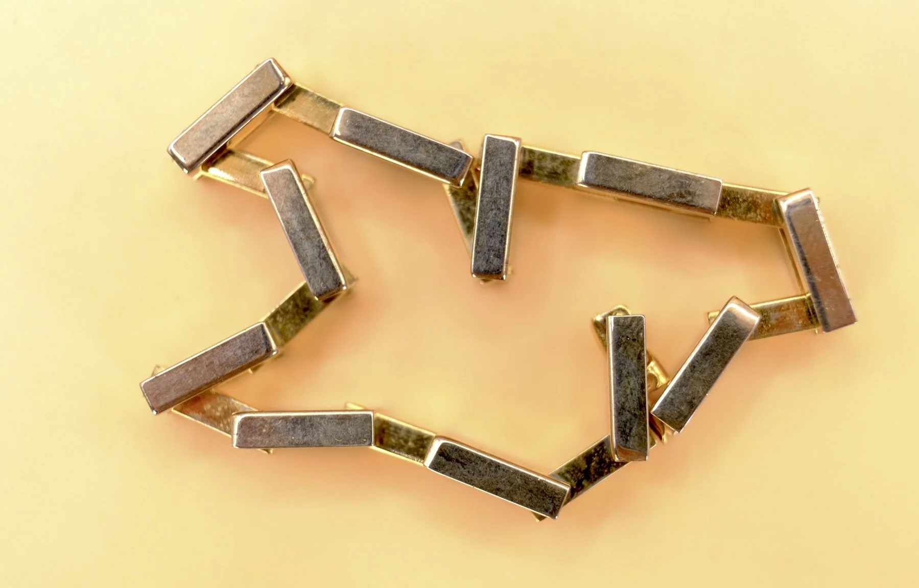 BVL1261-brick-link-bracelet-top.jpg