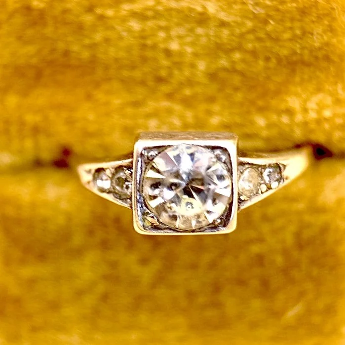 BVL1232-paste-deco-ring-box.jpg