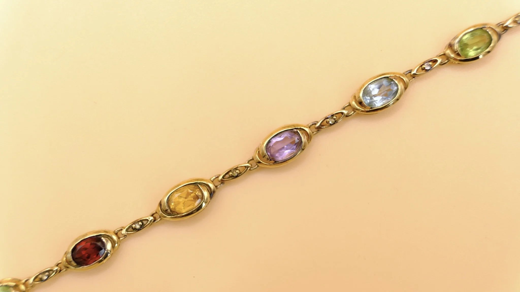 BVL1097-plated-multi-gem-bracelet-stones.jpg