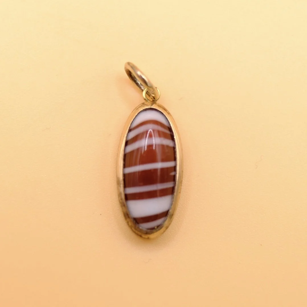Banded agate drop pendant