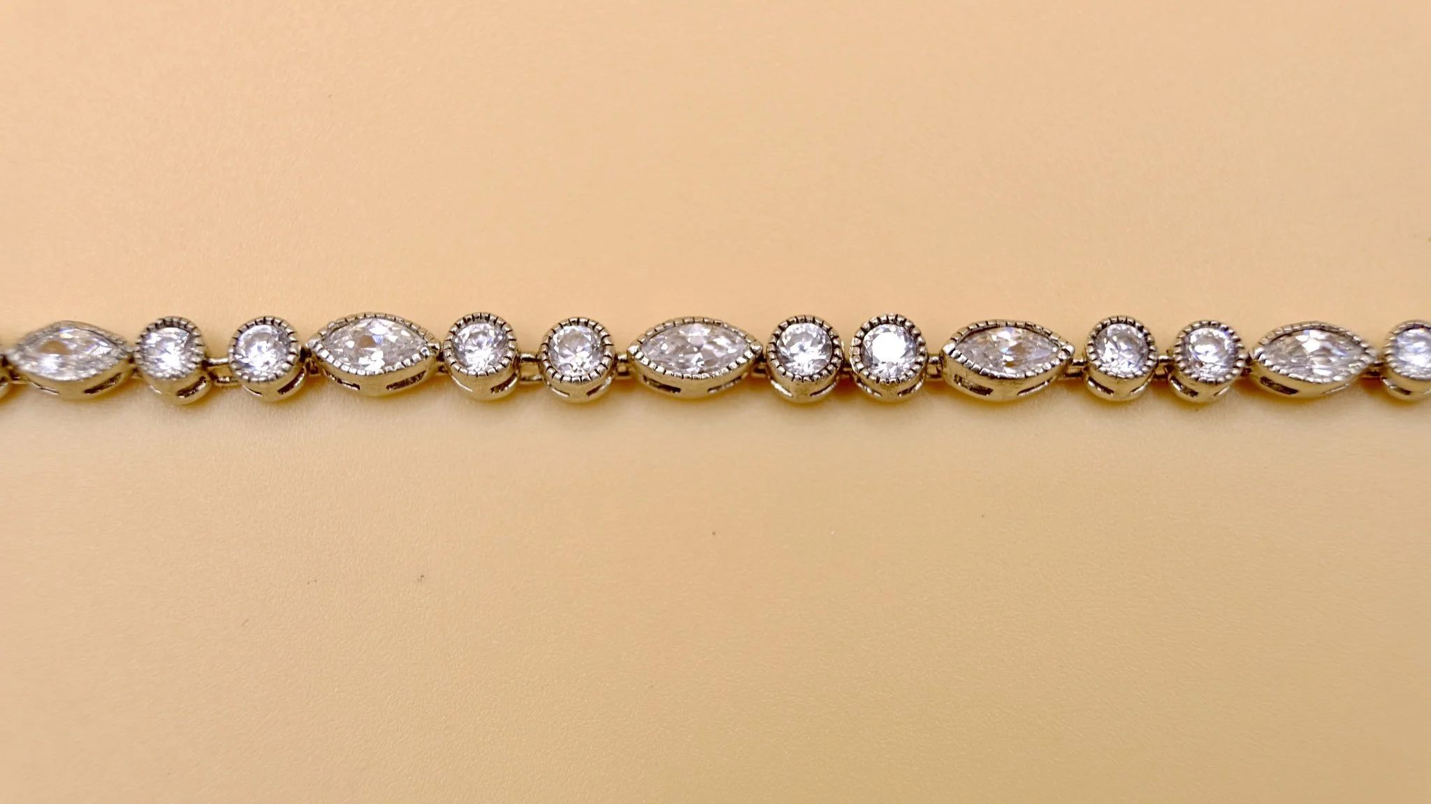 BVL810-paste-multi-shape-bracelet.jpg