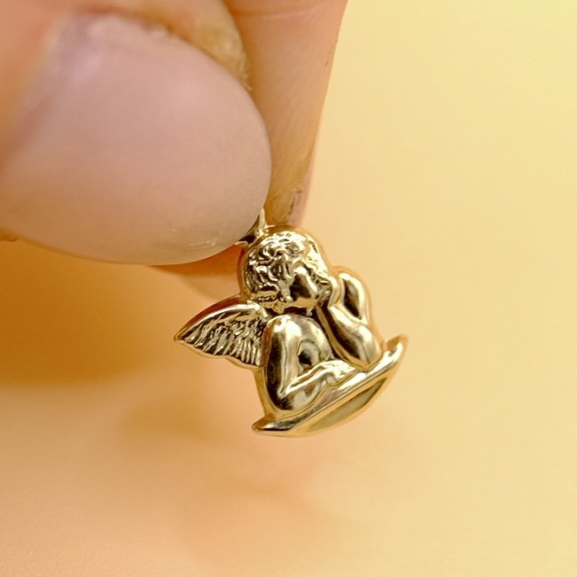 BVL1033-9ct-angel-charm-held.jpg
