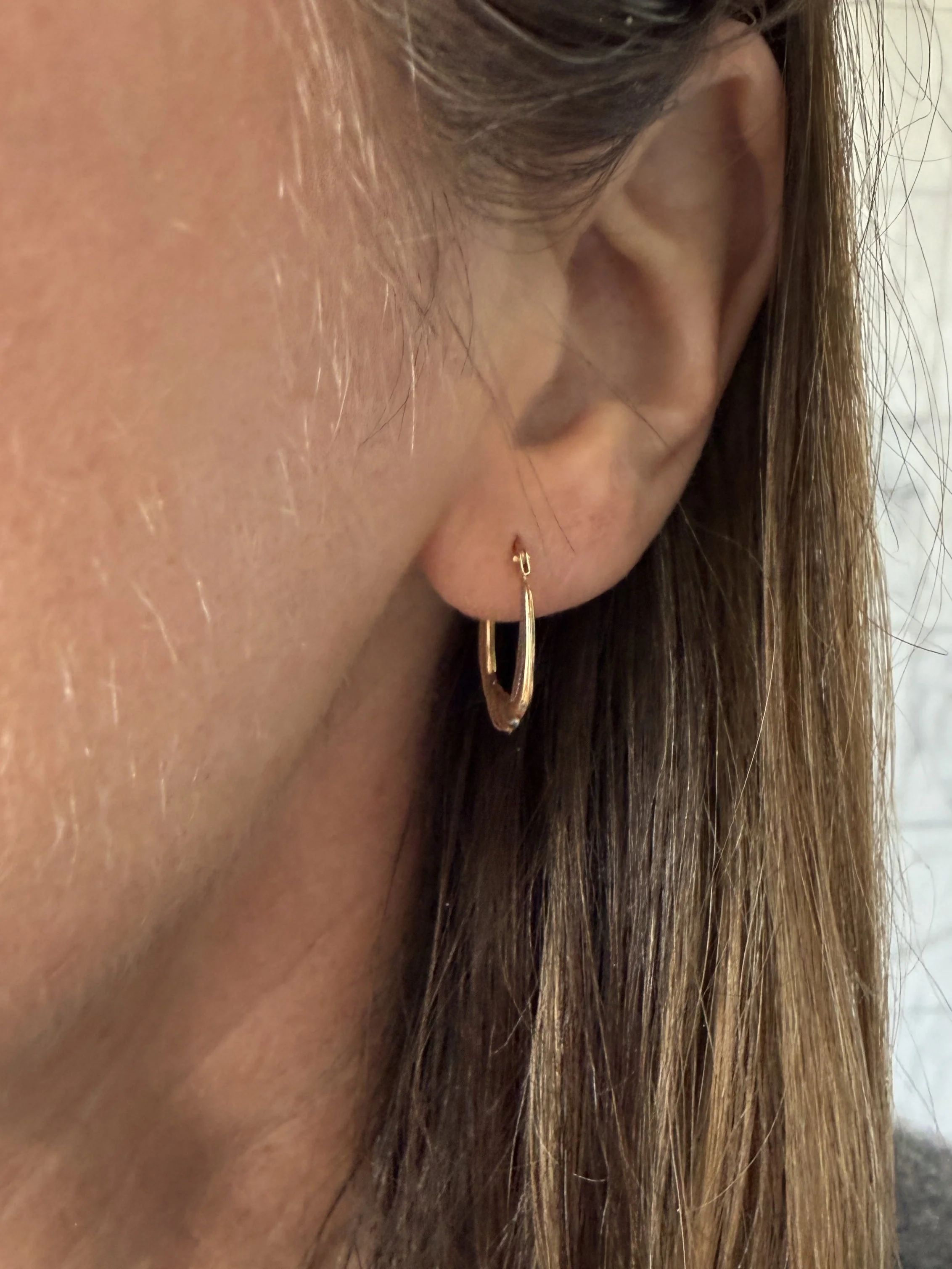 BVL1100-gold-hoops-box-worn.jpg