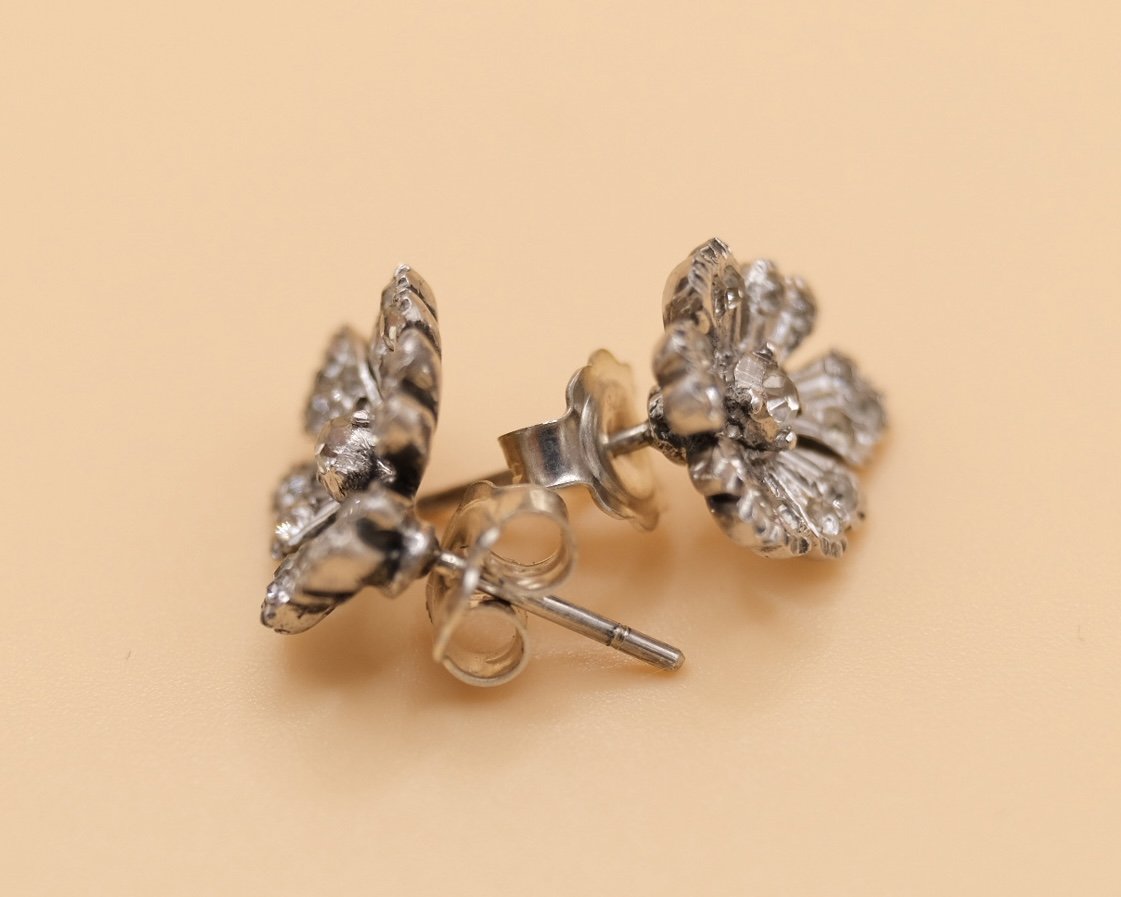 BVL764 paste leaf studs side.jpg