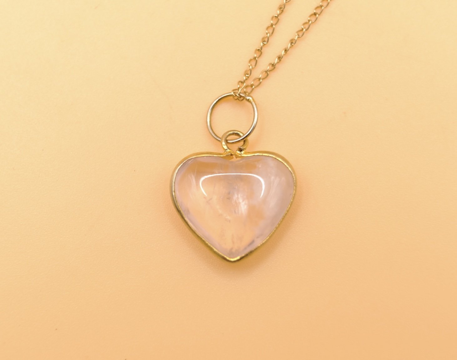 BVL1120-rose-quartz-heart-pendant.jpg