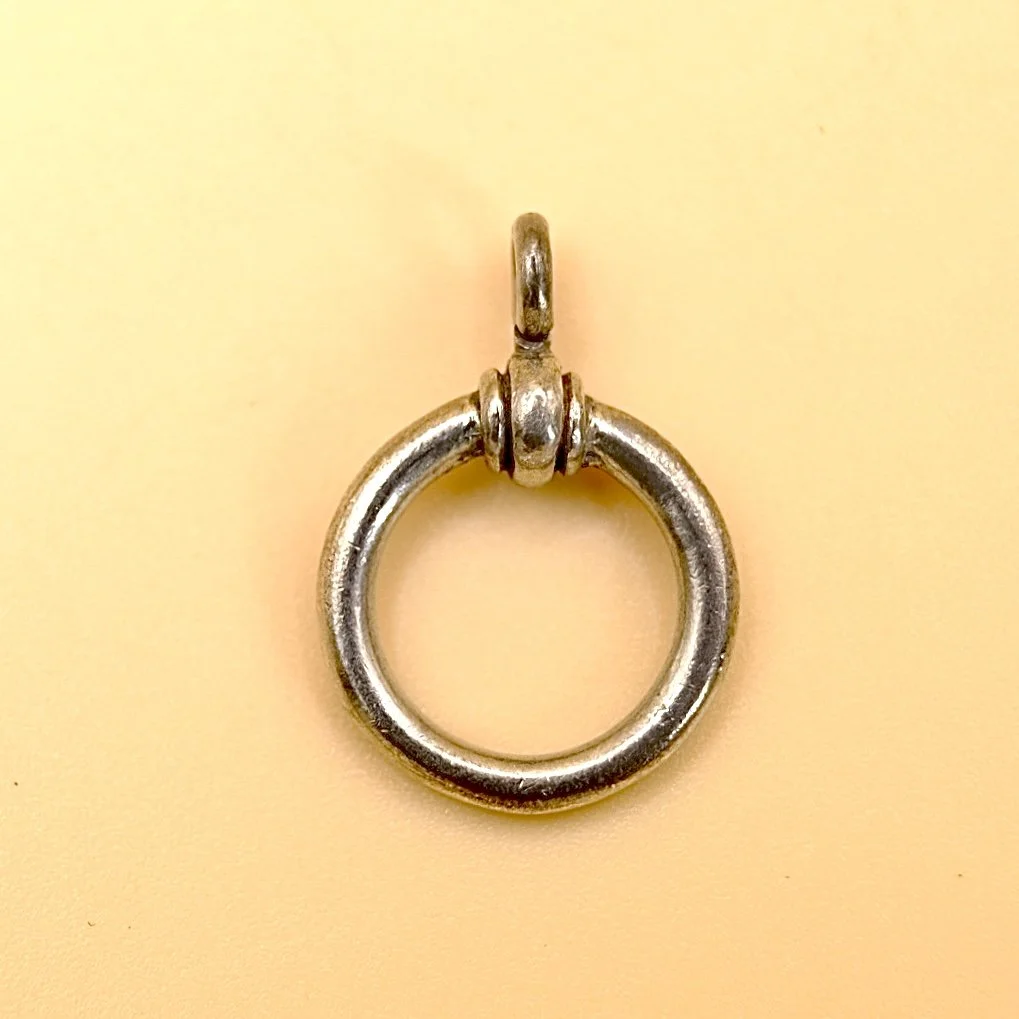 BVL1086a-silver-ring-back.jpg