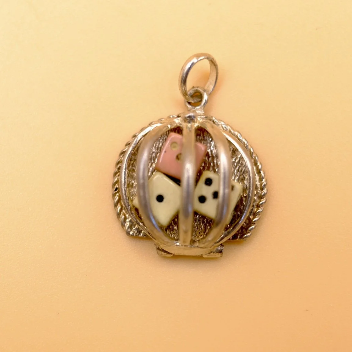 BVL1064-silver-dice-holder-front.jpg