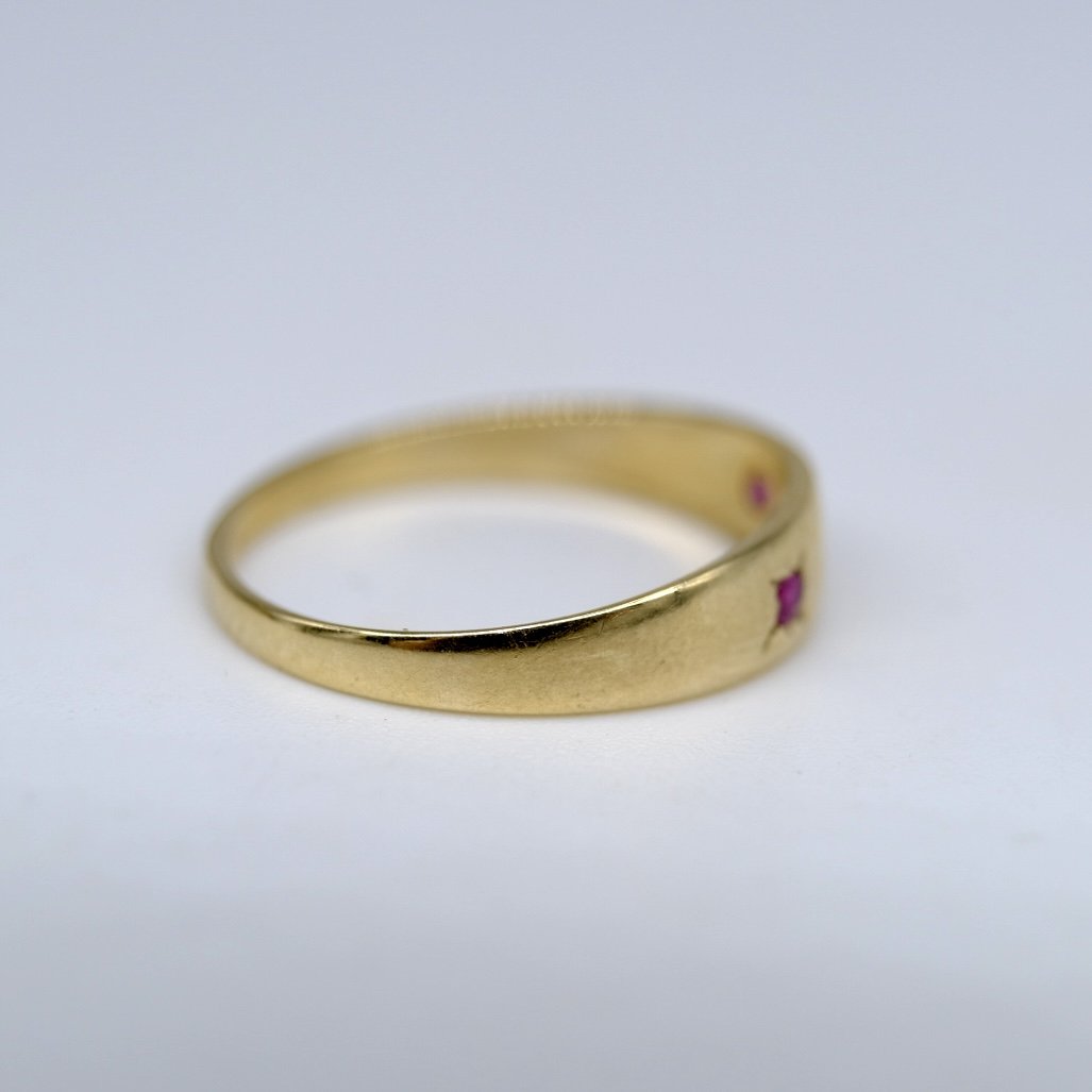 BVL590 3 ruby band side.jpg