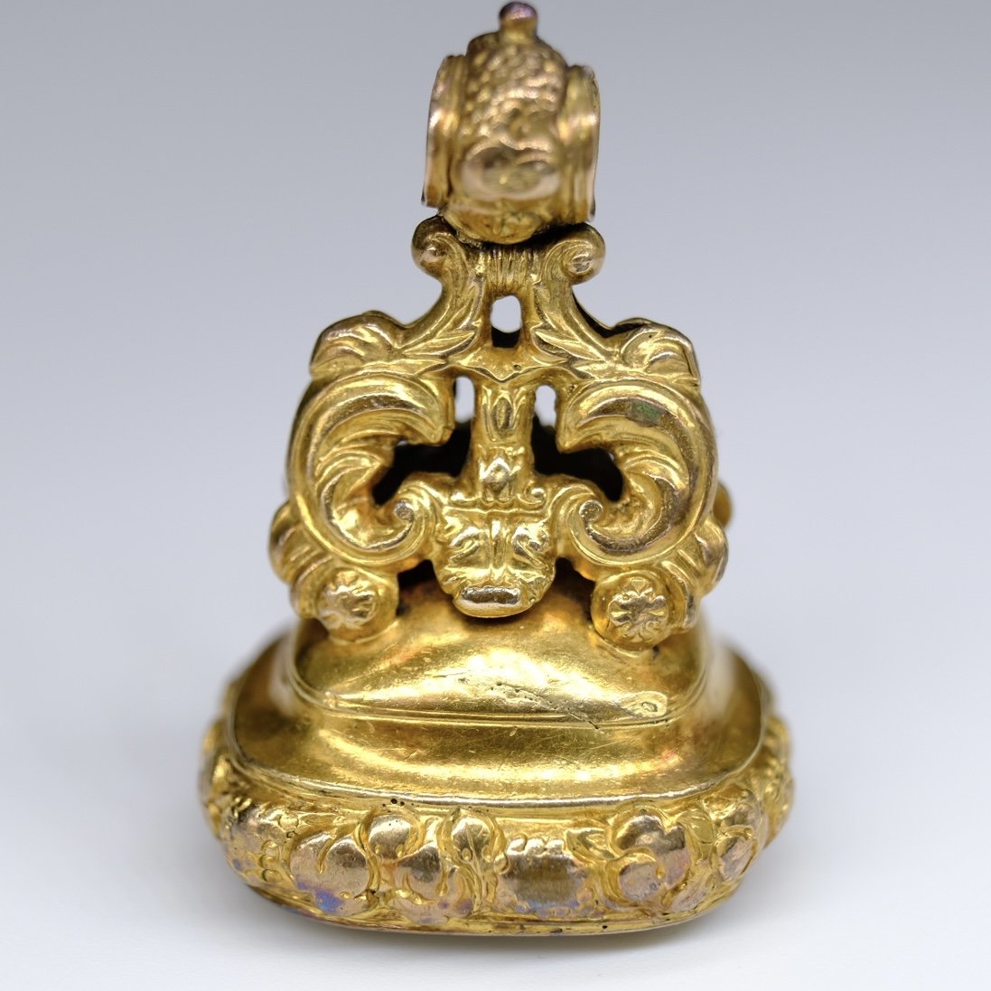 BVL751 large crystal front.jpg