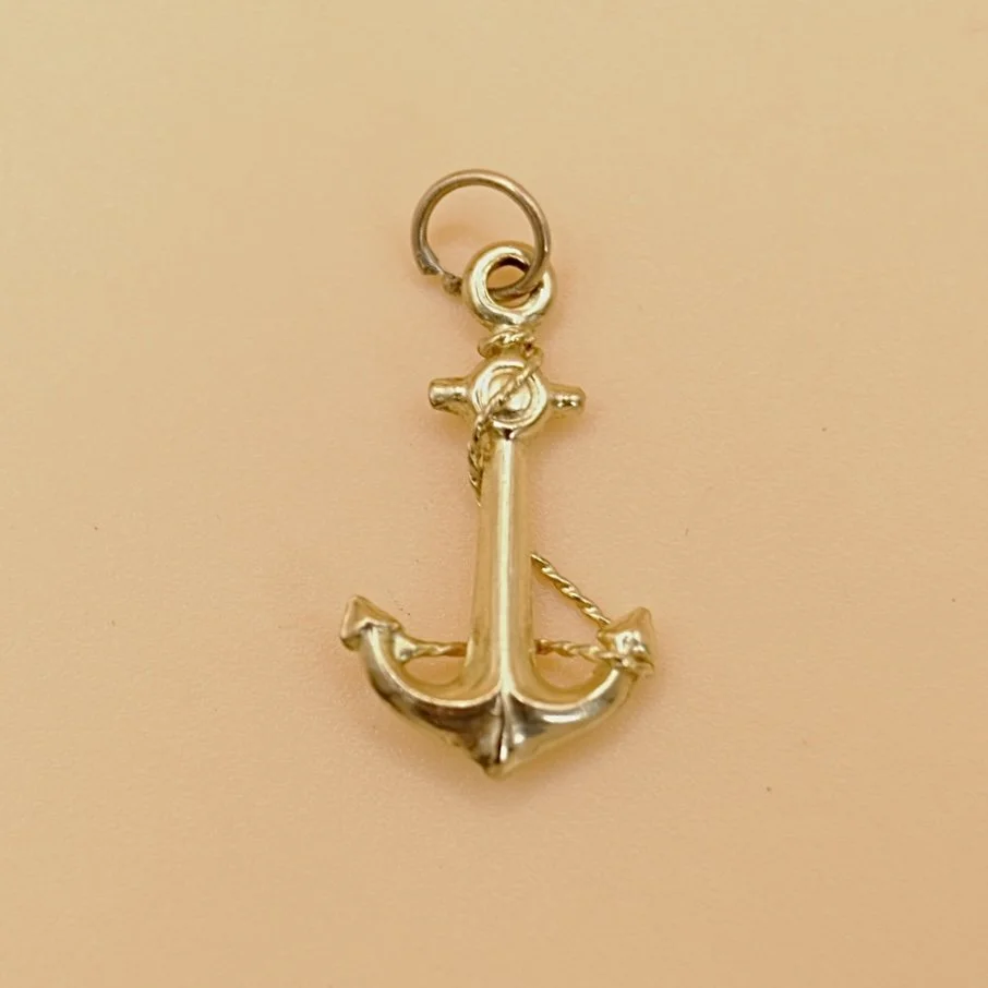 BVL997-gold-anchor-pendant-back.jpg