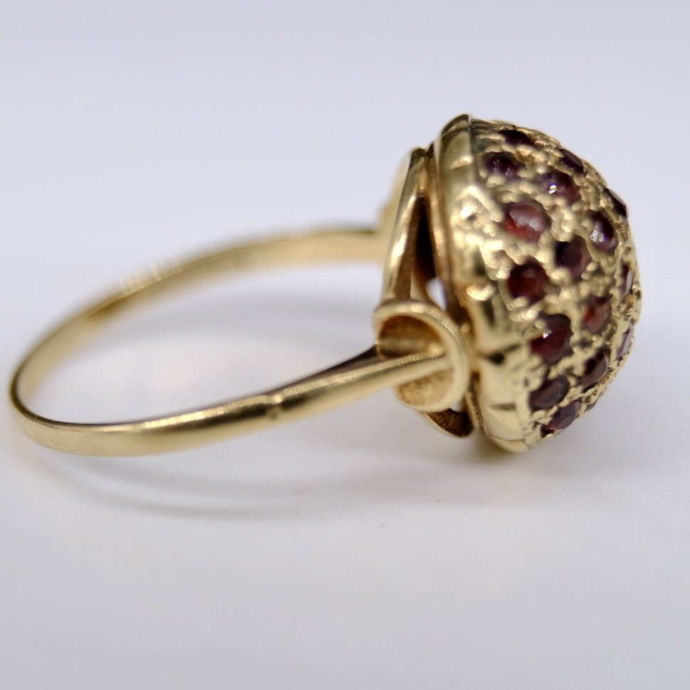 BVL675 garnet bombe side.jpg