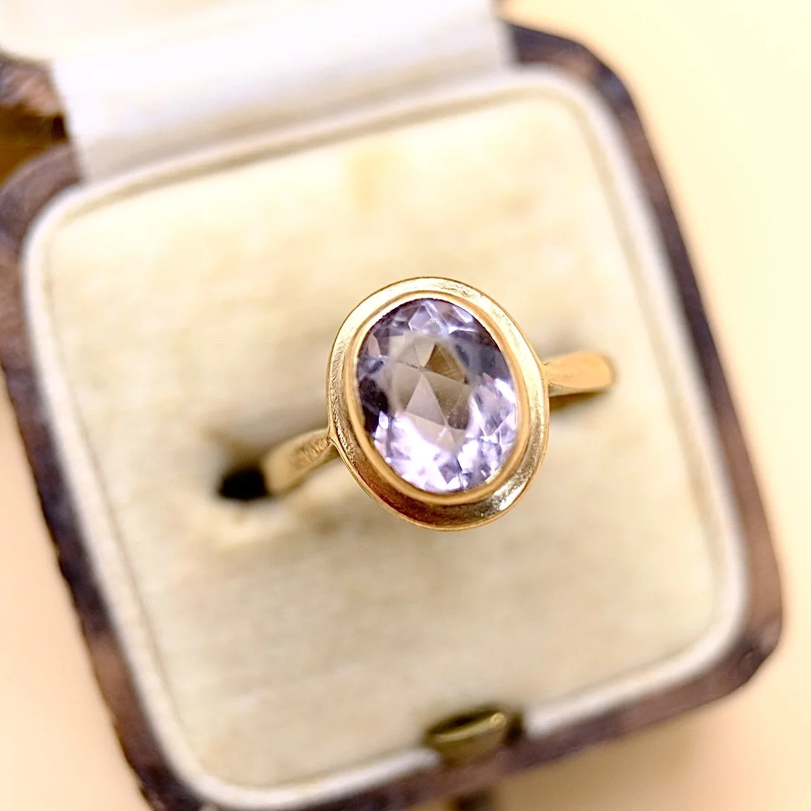 BVL1299-amethyst-oval-ring.jpg