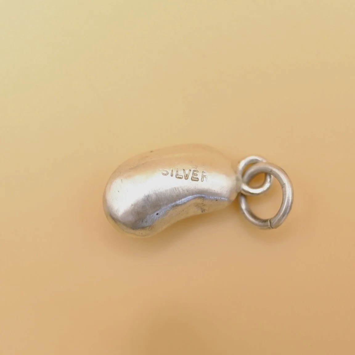 BVL1150-silver-turquoise-bean-charm-marks.jpg