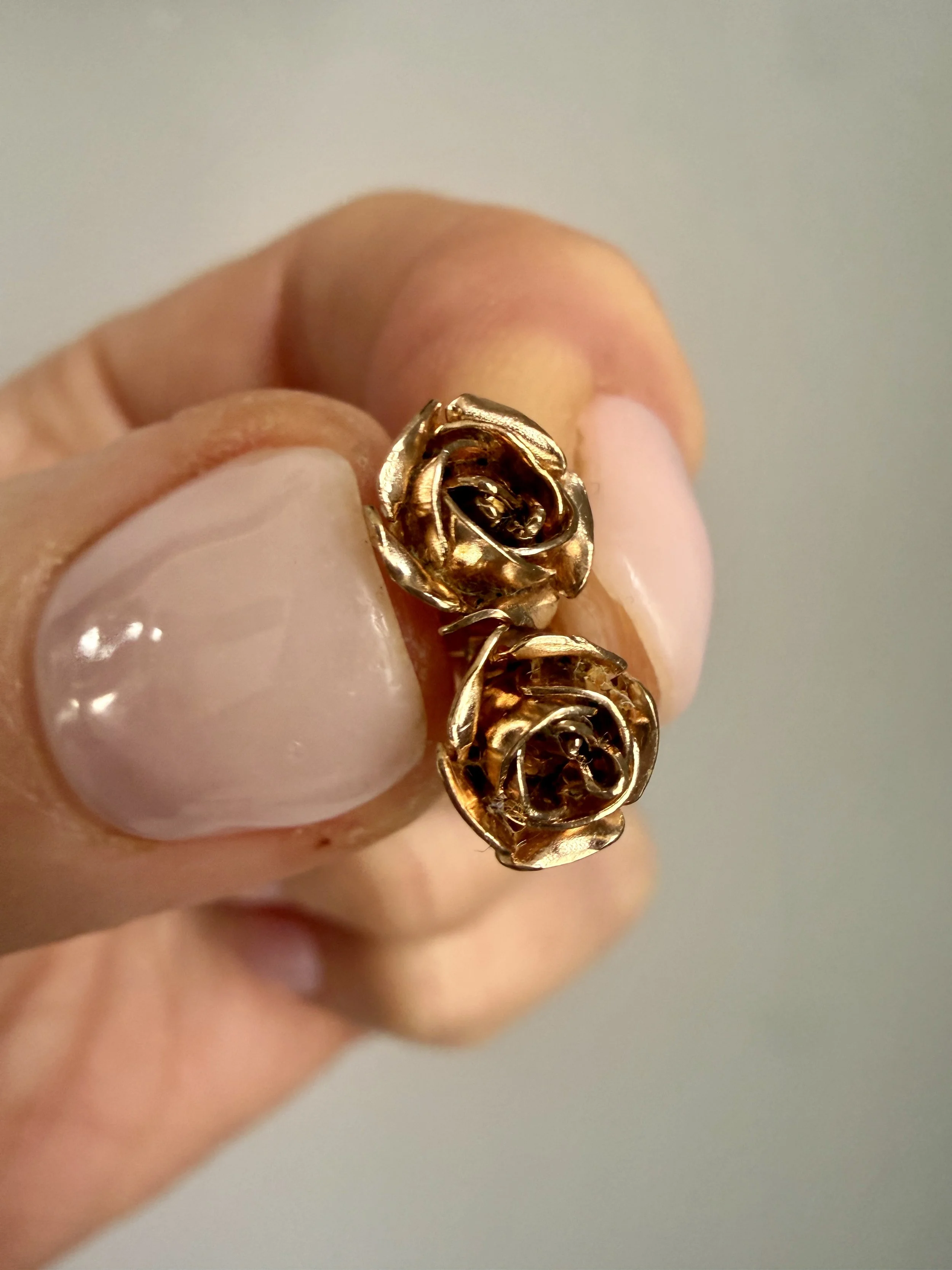BVL1048-rose-stud-earrings-held.jpg