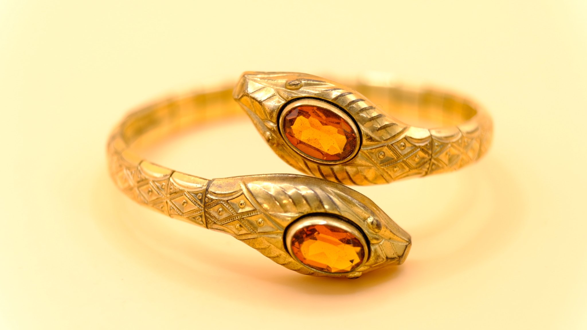BVL1167-double-snake-bangle.JPG