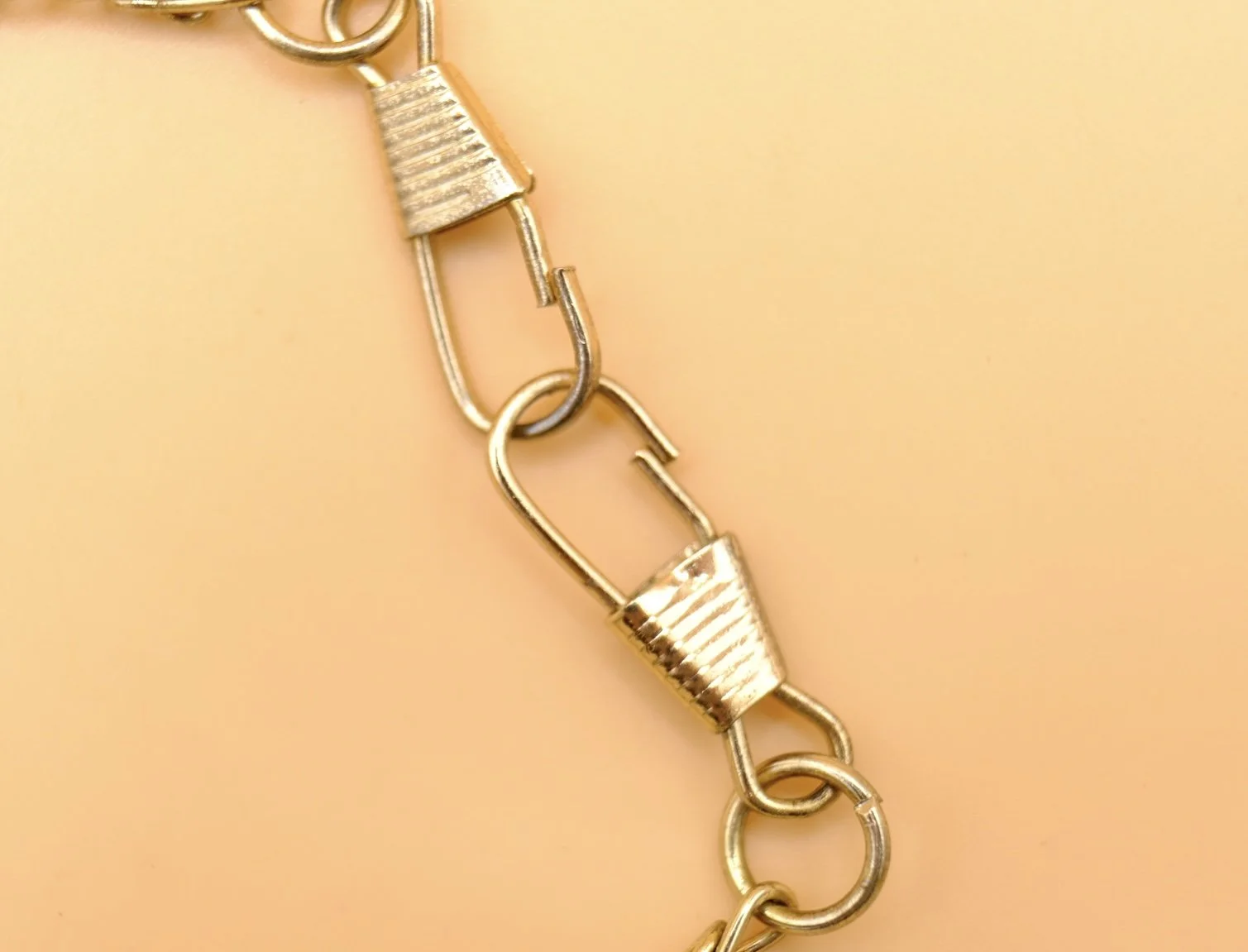 BVL1090-gold-plated-long-fancy-link-chain-clasp.jpg