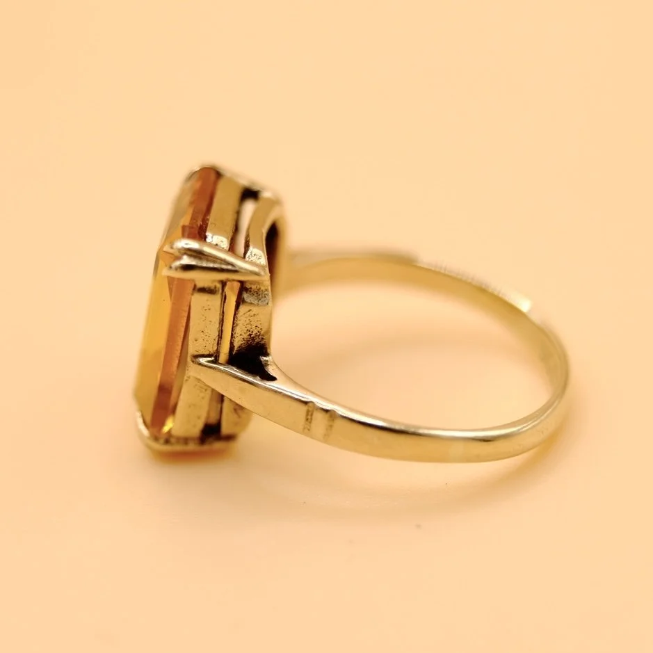 BVL1038-orange-sapphire-ring-side2.jpg