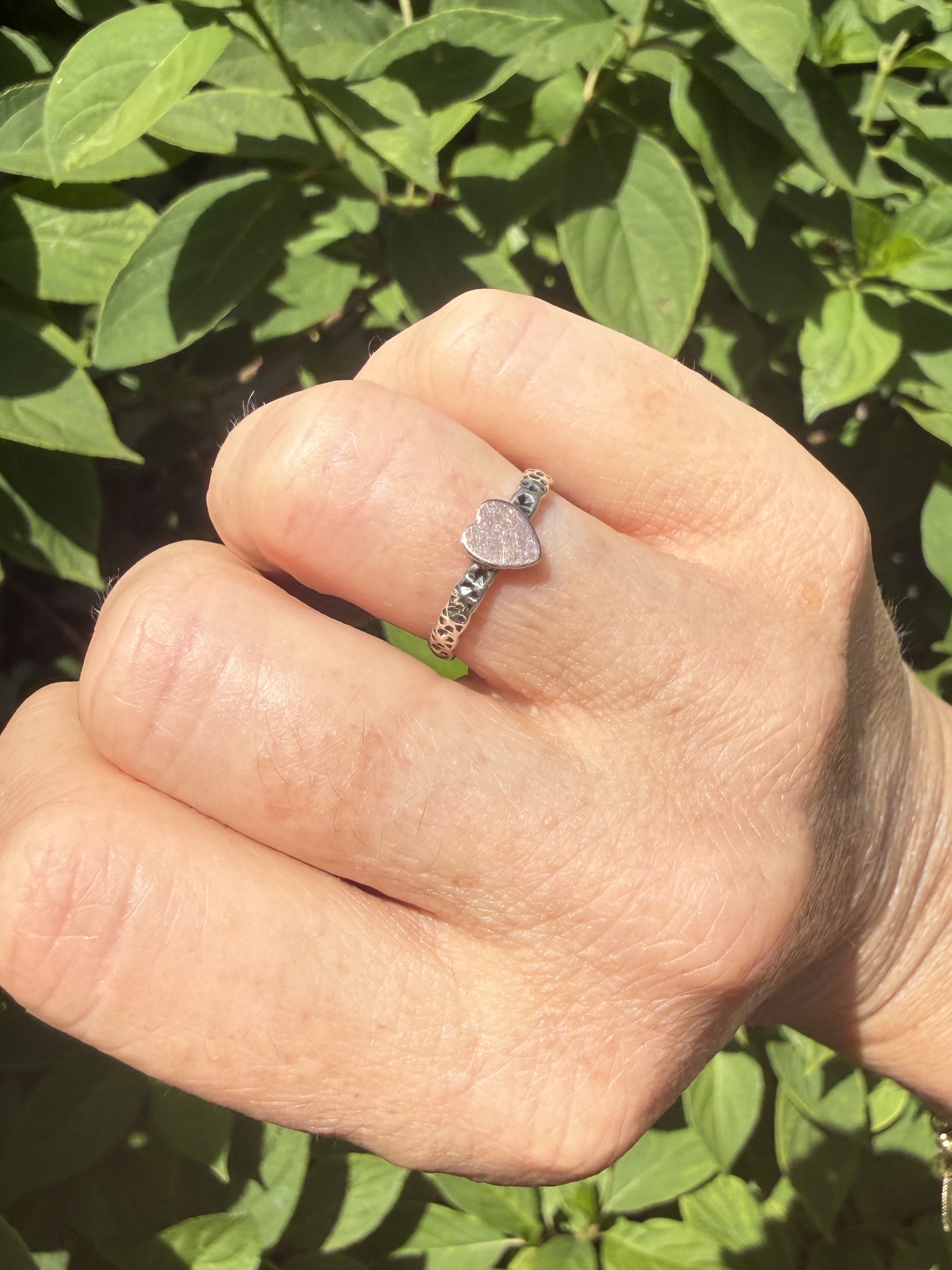 BVL1196-silver-gold-heart-ring-front-worn.jpg