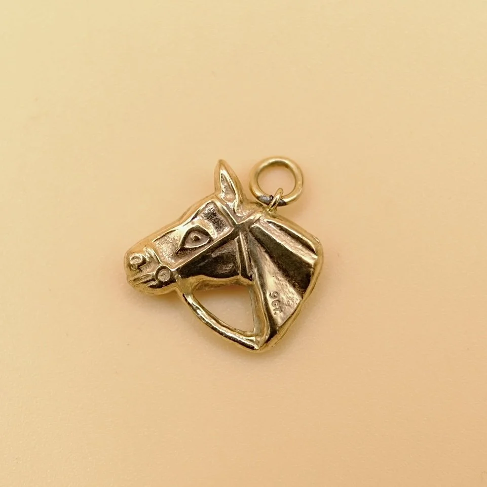 BVL1060-horse-head-charm.jpg