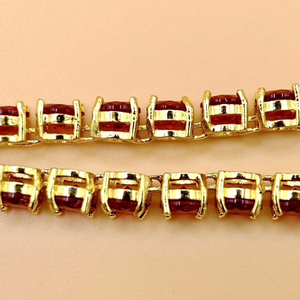 BVL867-red-paste-bracelet-side.jpg