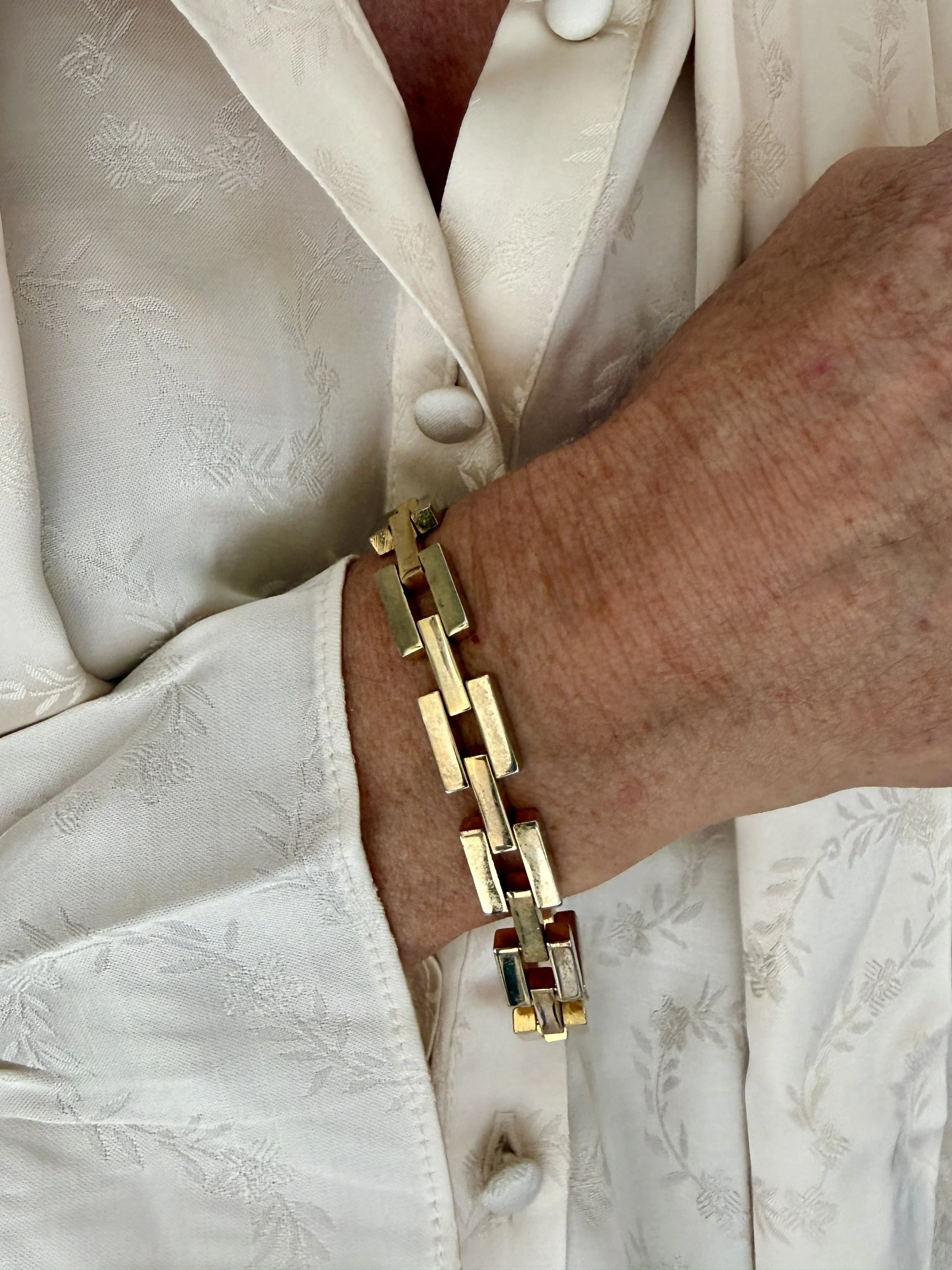 BVL1261-brick-link-bracelet-worn.jpg