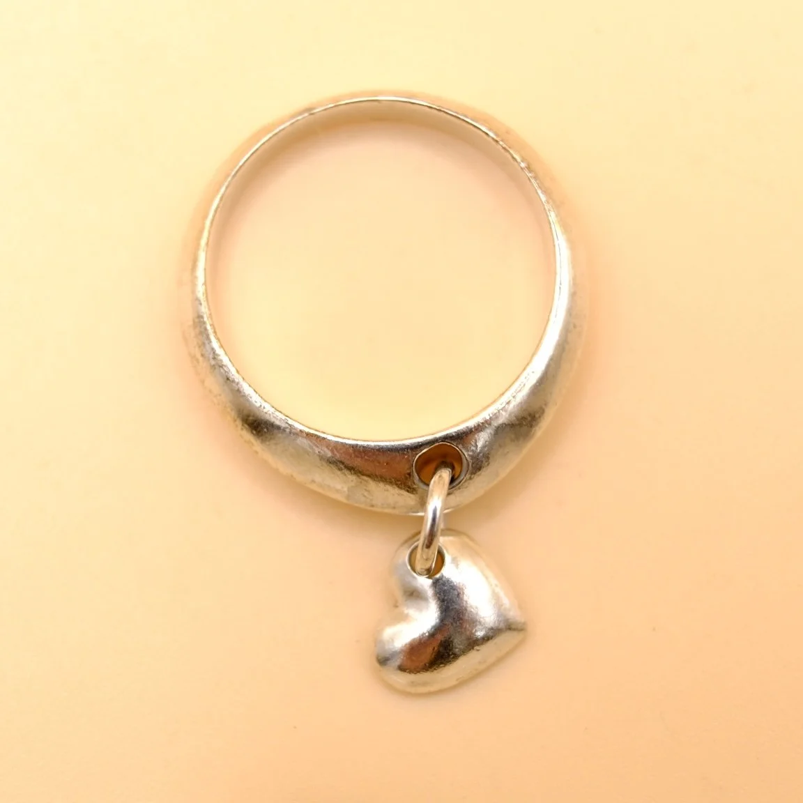 BVL1253-silver-heart-ring.jpg