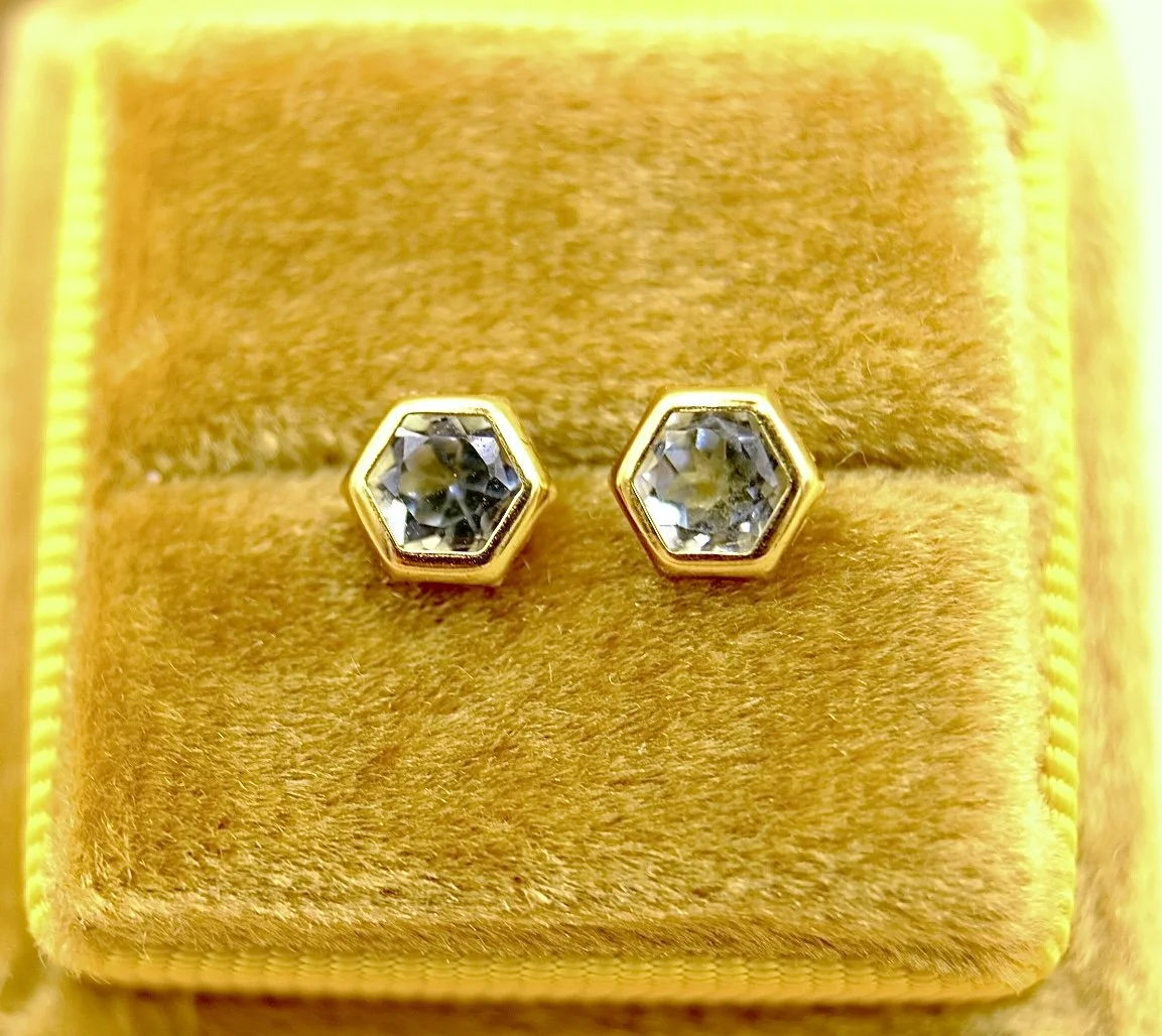BVL1014-aqua-stud-earrings.jpg