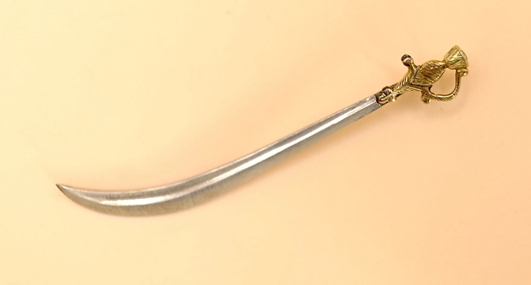 BVL1176-miniature- sword-all.jpg