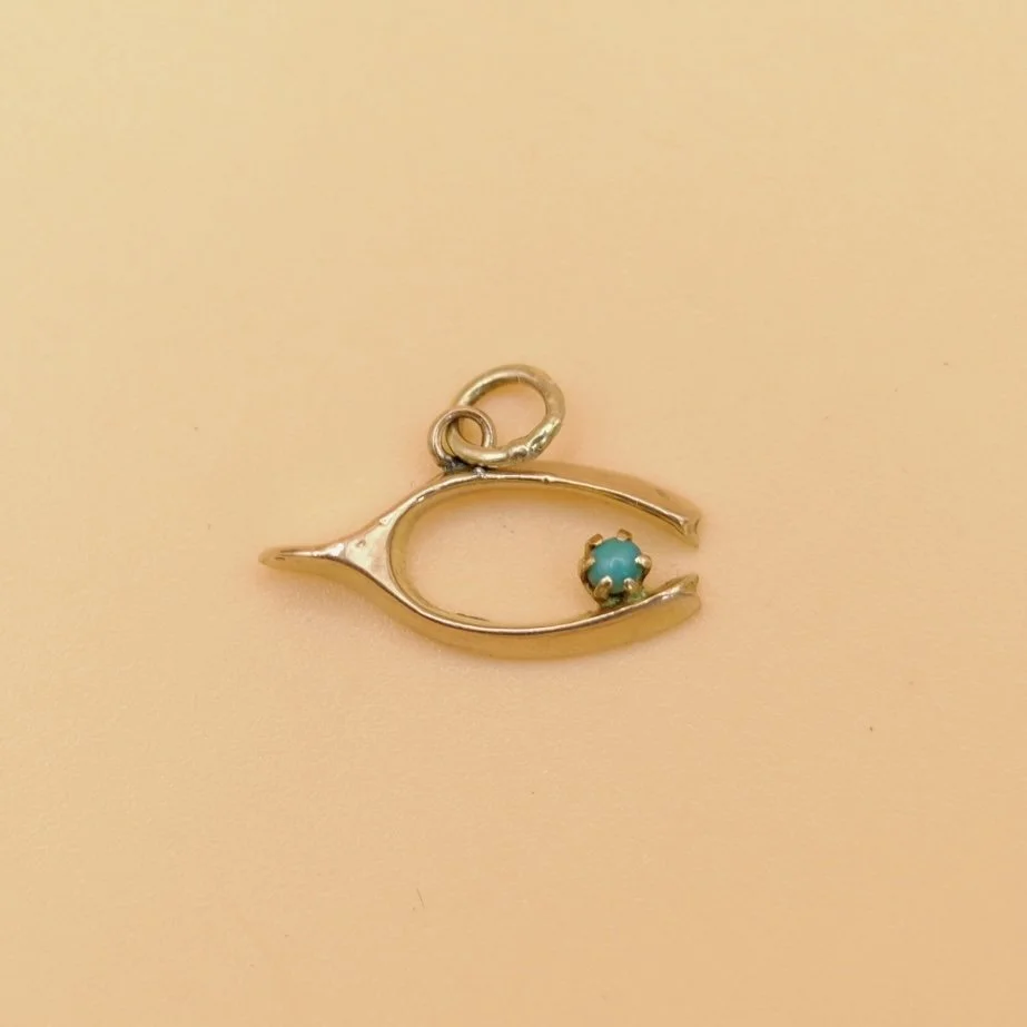 BVL1128-9ct-wishbone-charm.jpg