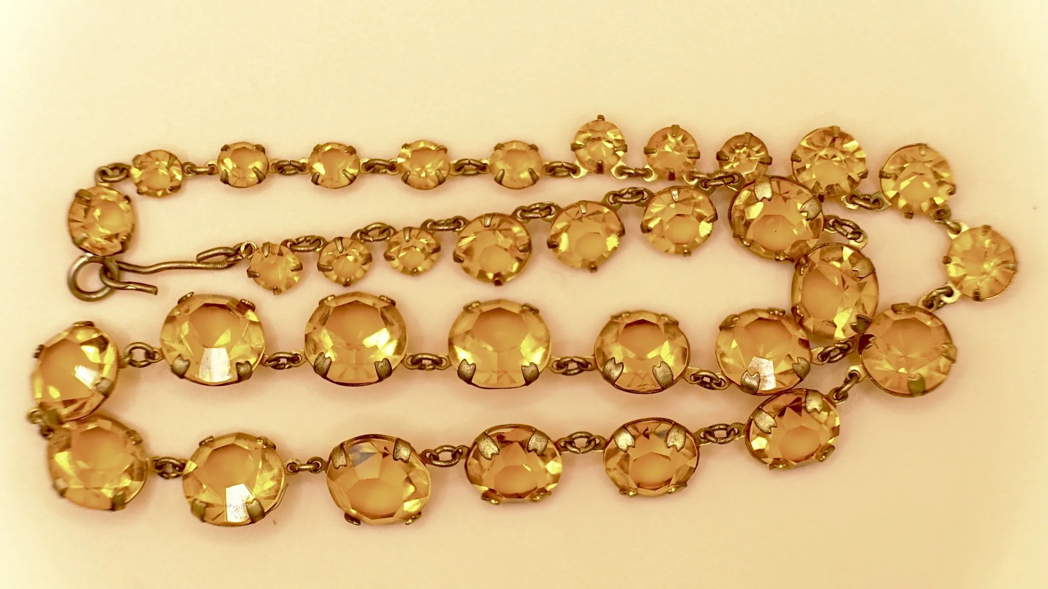 BVL1112-amber-rivière-necklace.jpg