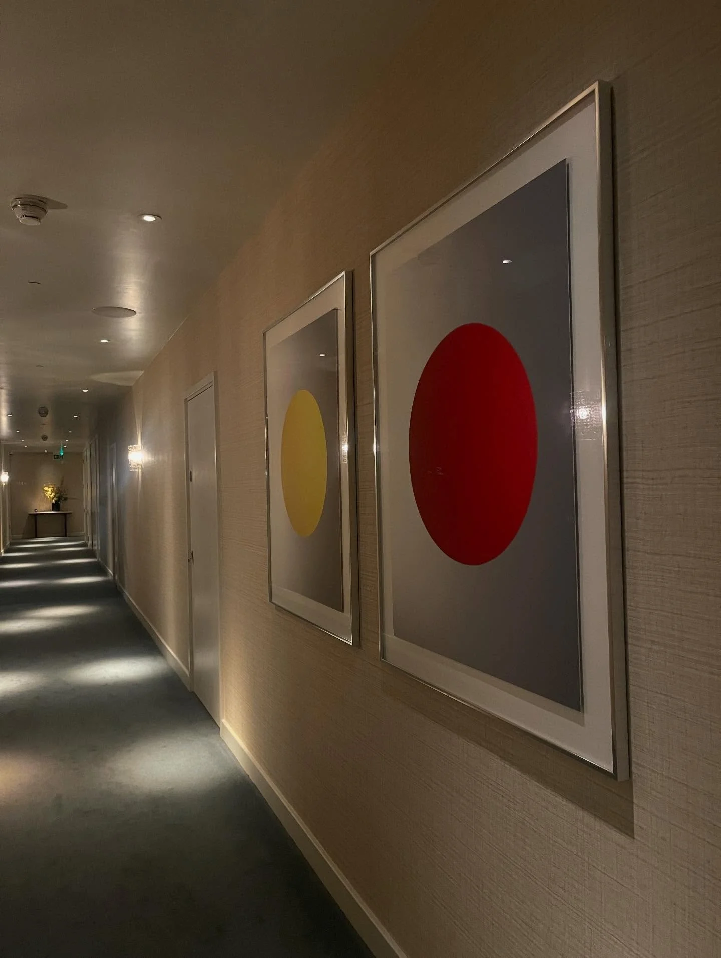 So proud to support @powell.jemma.art and @leahwoodartwork in their joint exhibition &lsquo;Tracing Time&rsquo;, opening tomorrow at @theroofgardens in this glorious art-filled @frieze.london week! 

Today we co-hosted a talk at @theroofgardens moder