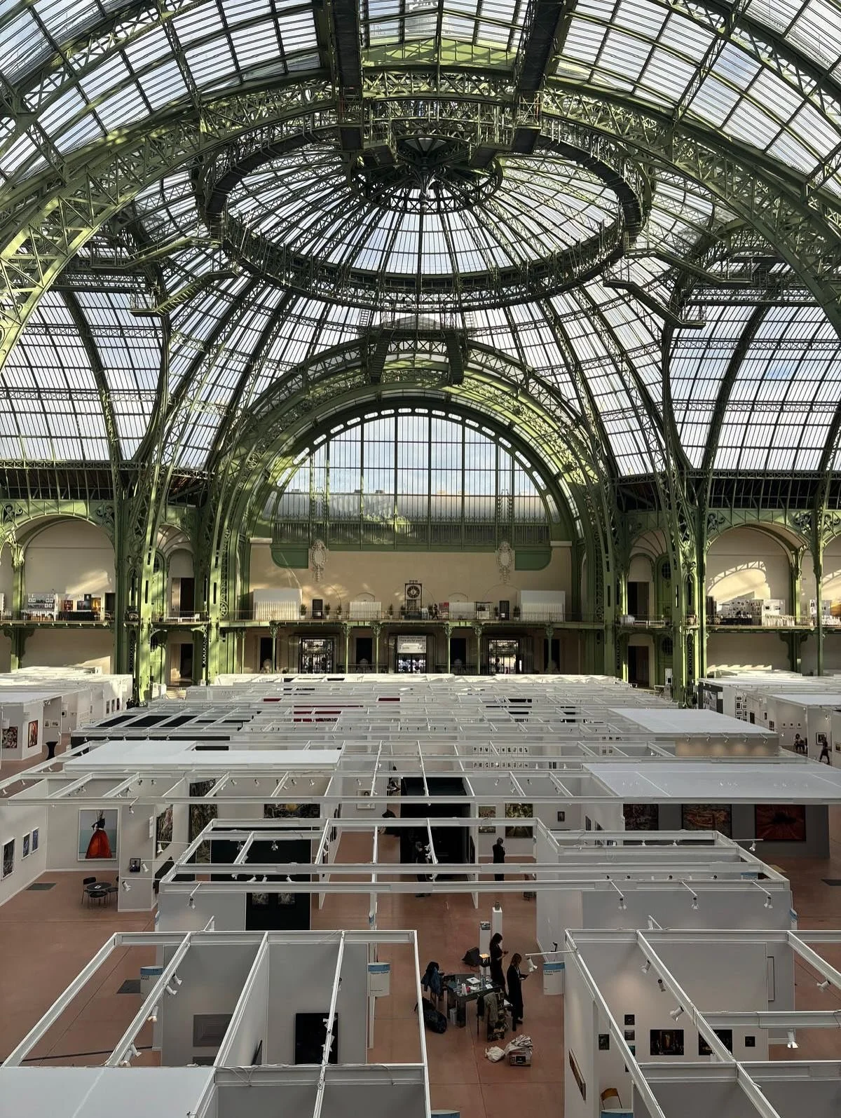 Is this the most beautiful art fair in the world? Cocooned in the Grand Palais, @parisphotofair opened its doors for the 28th edition, welcoming 222 exhibitors from 33 countries from the worlds of photography and image-based art. 

Situated within th