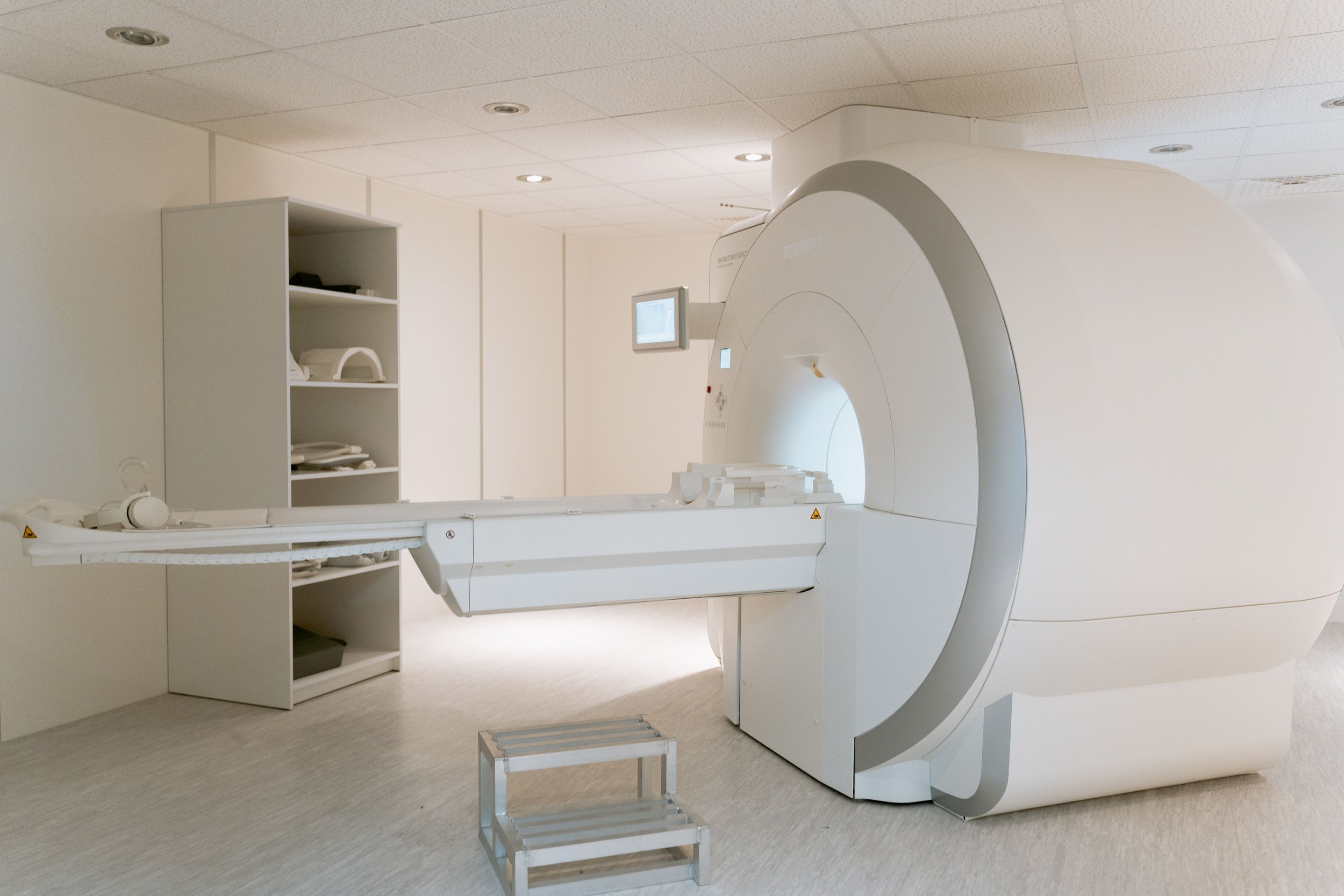 Key Safety Considerations for Medical Device Shipping in Healthcare Supply Chains