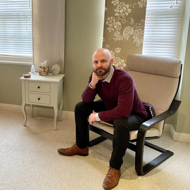 Hypnotherapist Hypnosis for Weight Loss Dorset — The Rooms