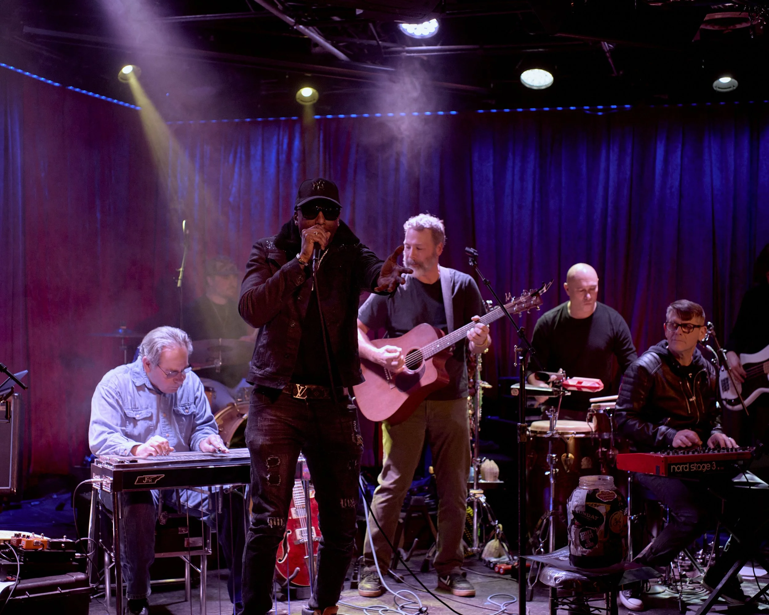 The artist Soul performing Push with Shawn Mercer and the band at The 5 Spot in Nashville, TN.