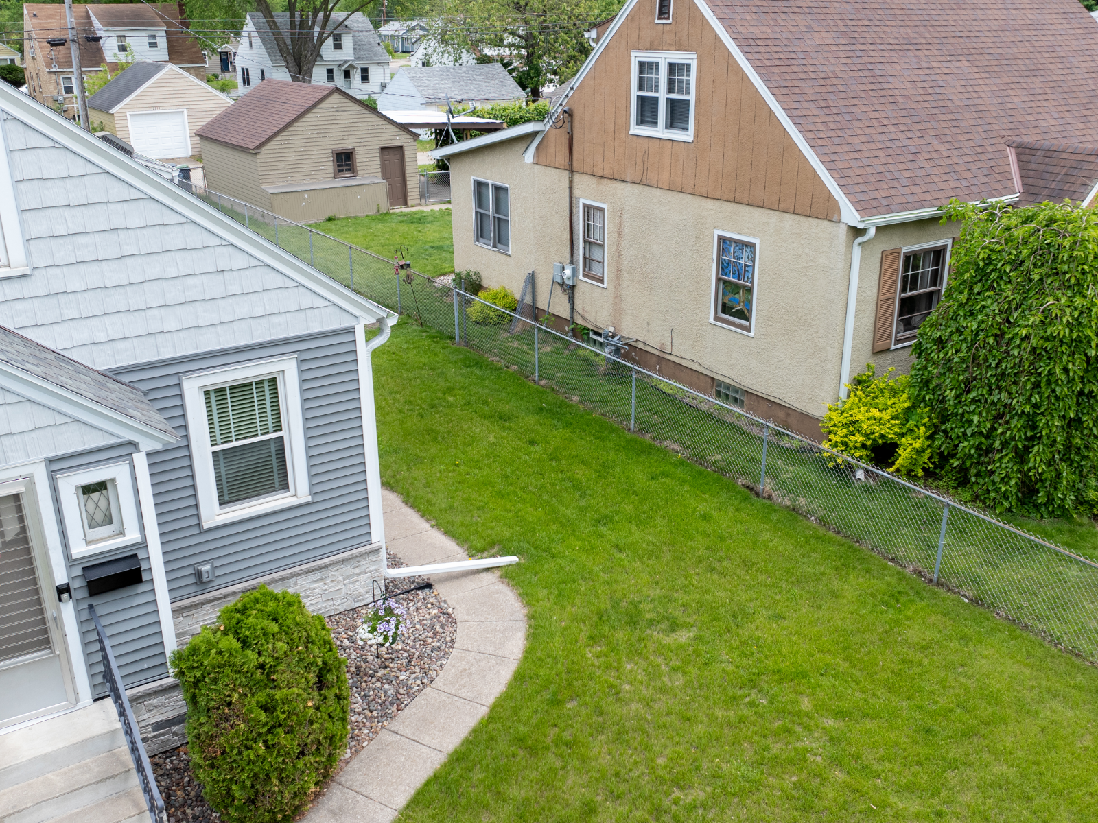 angle of house's lawn