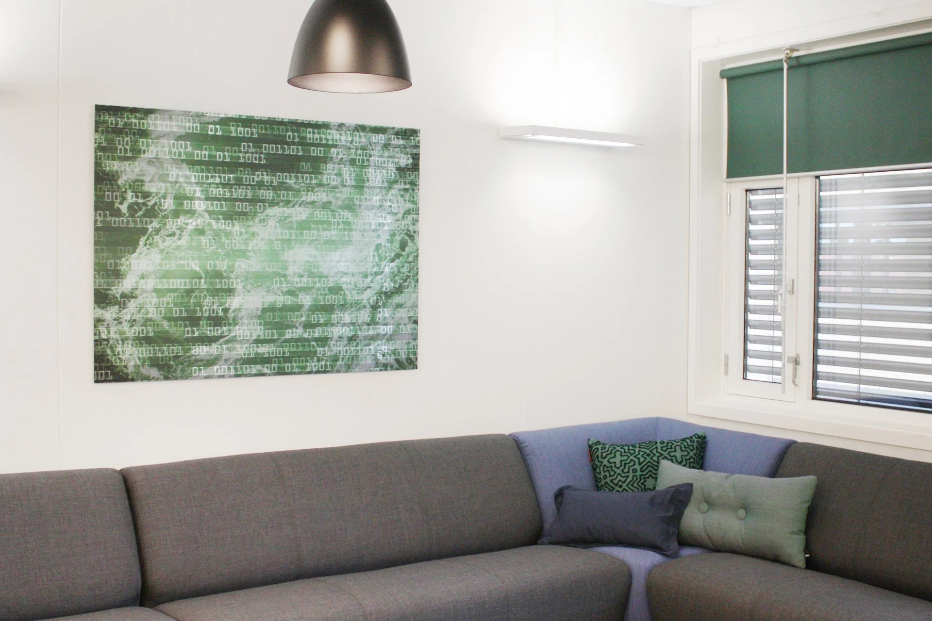 5b2cafc7b0e4969999c7ce84_Alu m print_02.jpeg