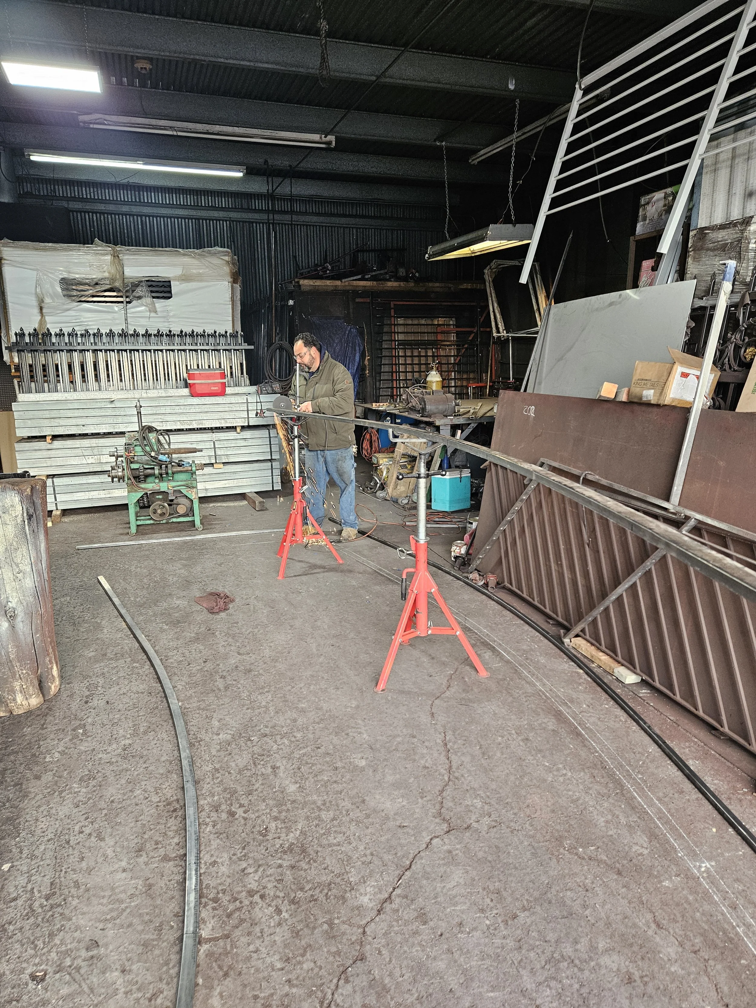 The warehouse gallery where our iron and welding expert brings projects to life. Witness skilled hands at work, crafting masterpieces with precision using top-quality materials.