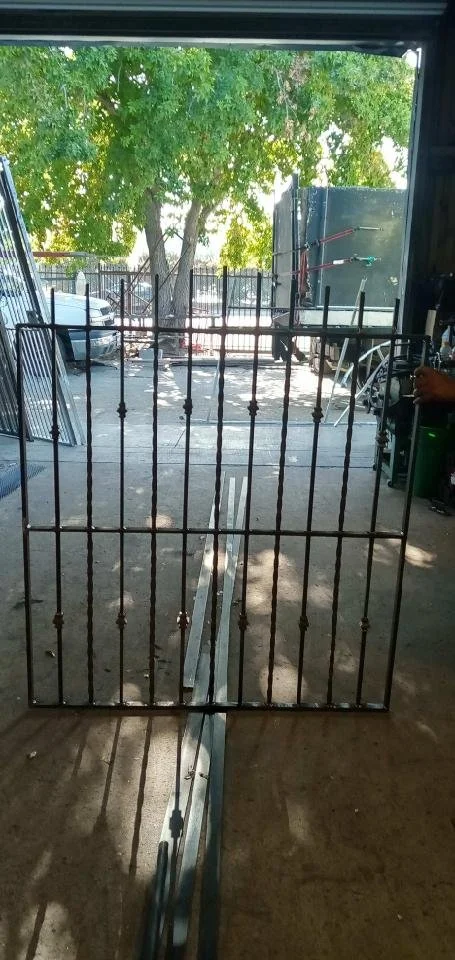 Our warehouse project gallery, a hub of iron expertise for vital projects in the area. 