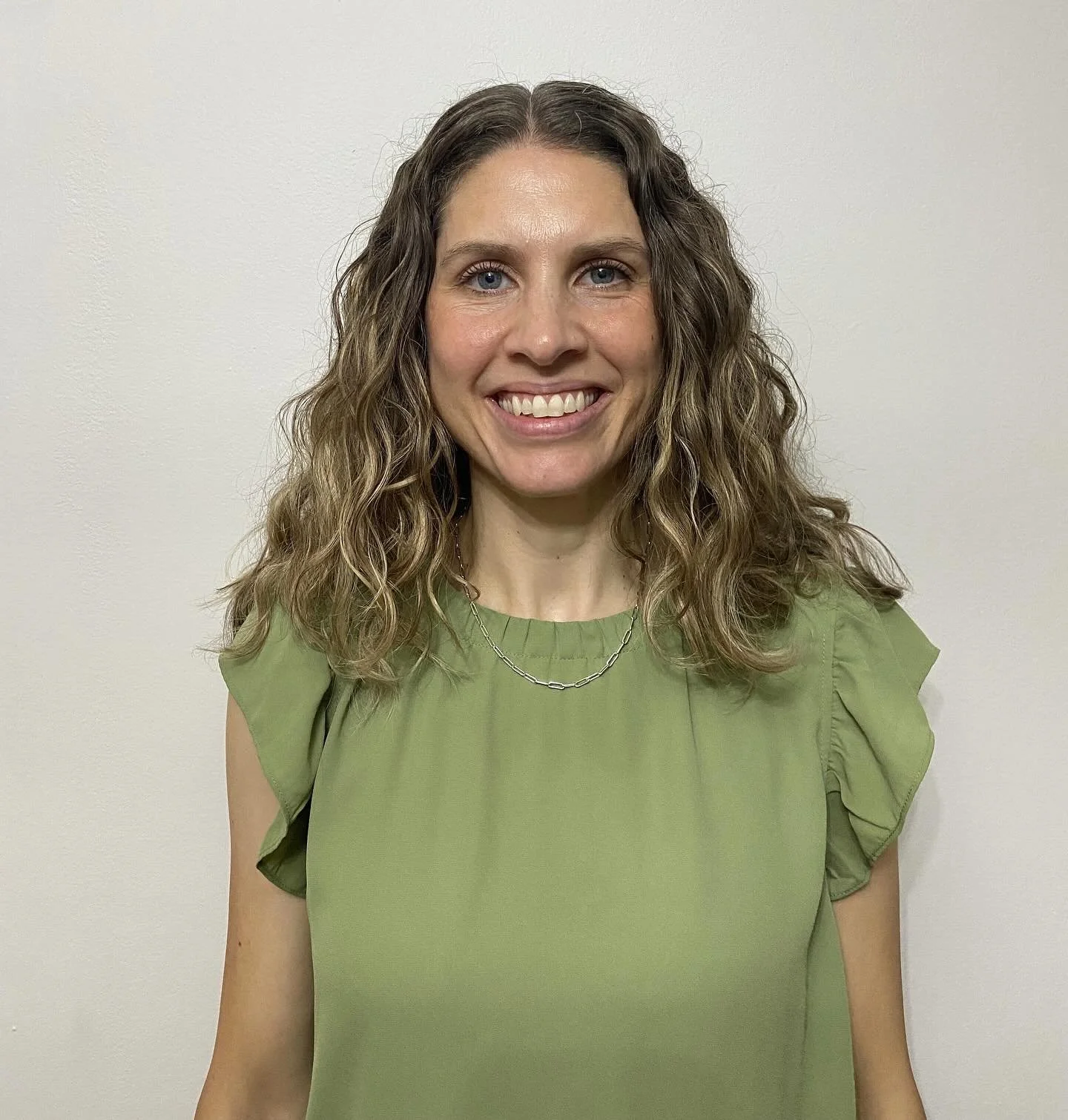 Crisis Intervention &amp; Support Team Member Spotlight: Amy Taylor

&ldquo;After surviving the shooting at Sandy Hook School, I was lost, damaged, unable to figure out how to endure.&nbsp;The people around me, the connections I made with those who t