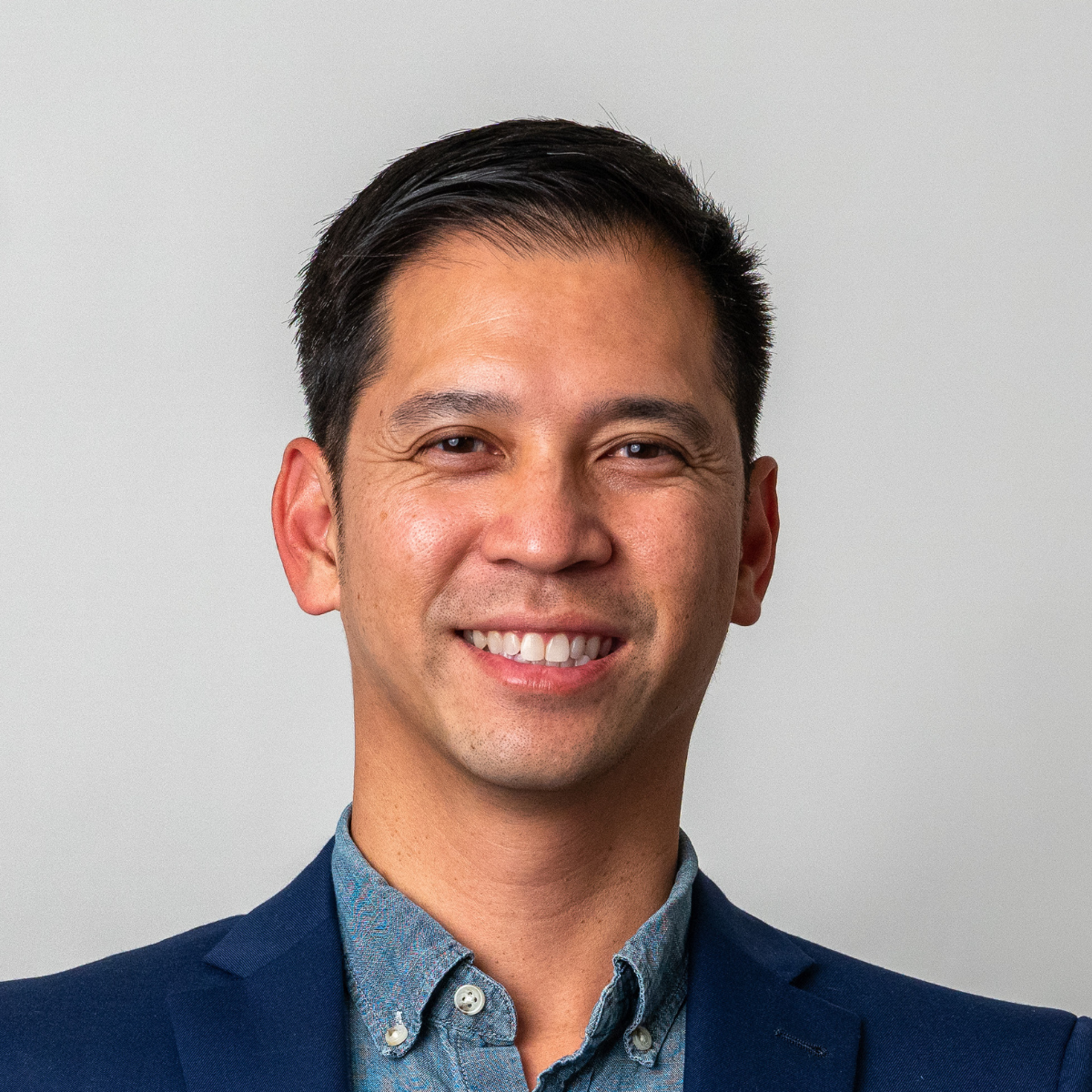 Ronnie Gou, Community Growth Leader at Long Angle