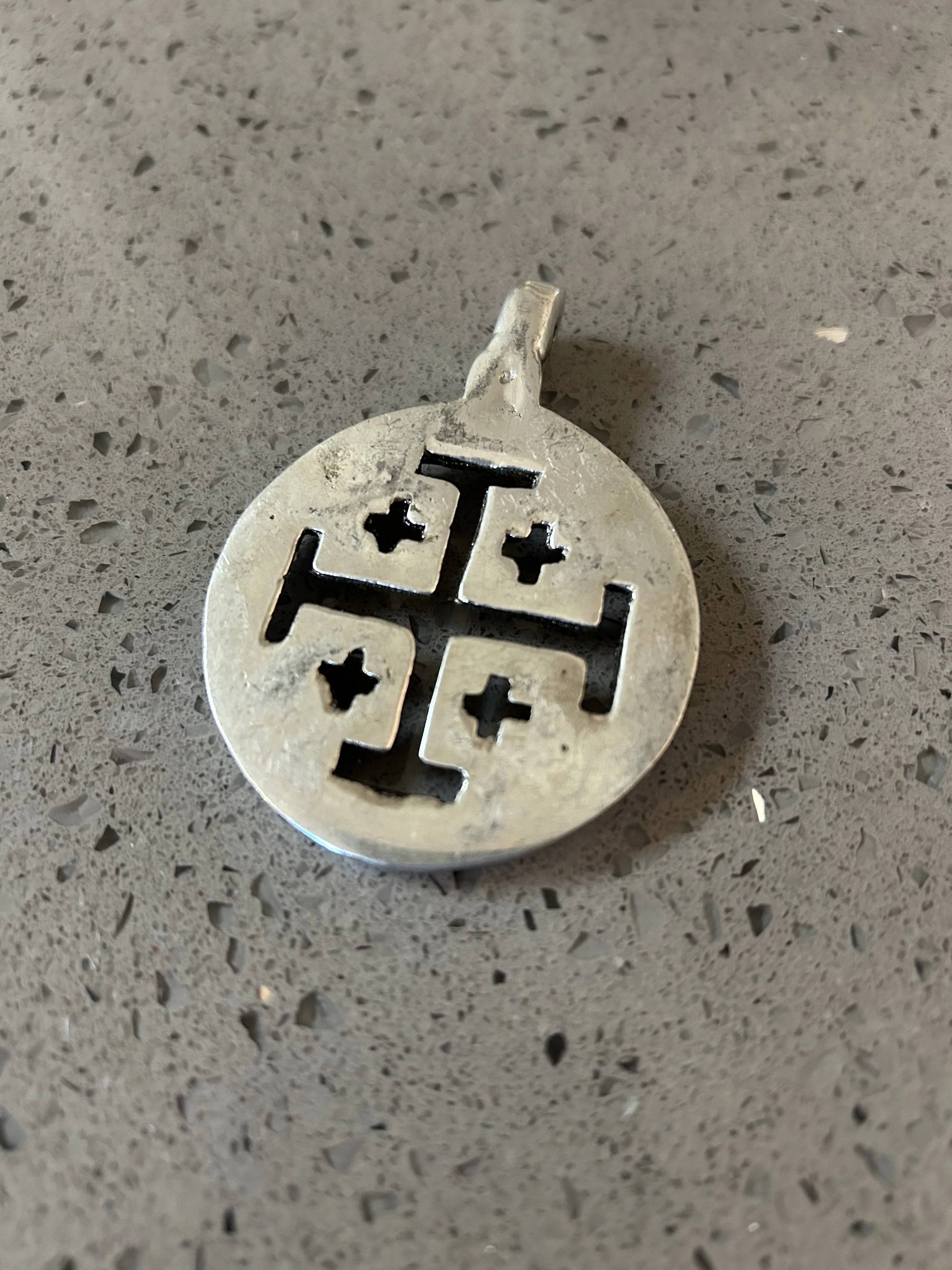 CROSS2.jpg