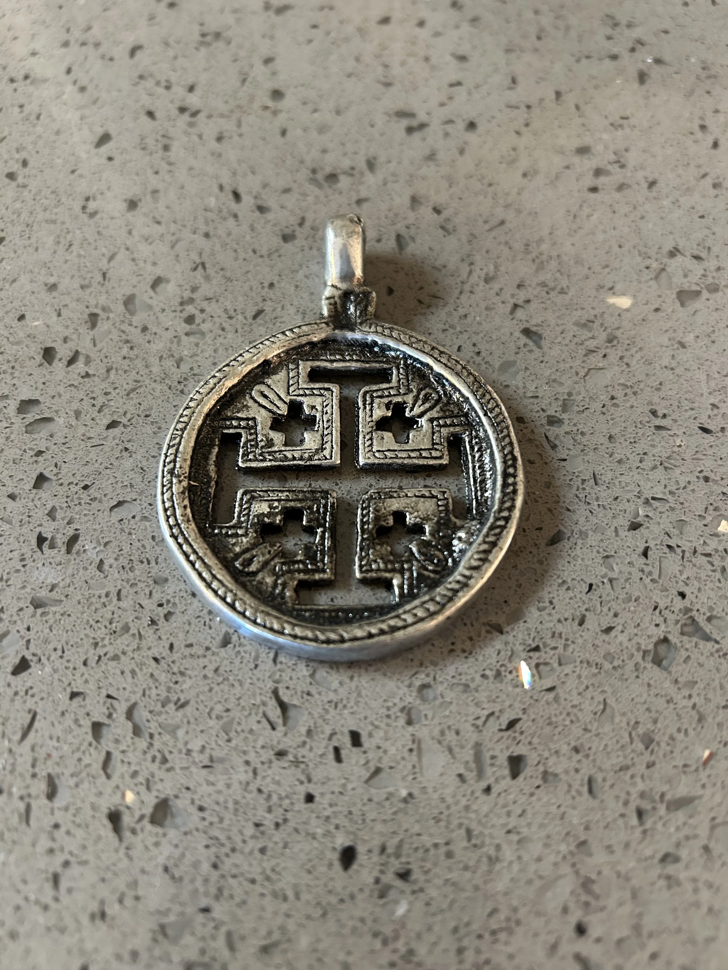 CROSS1.jpg