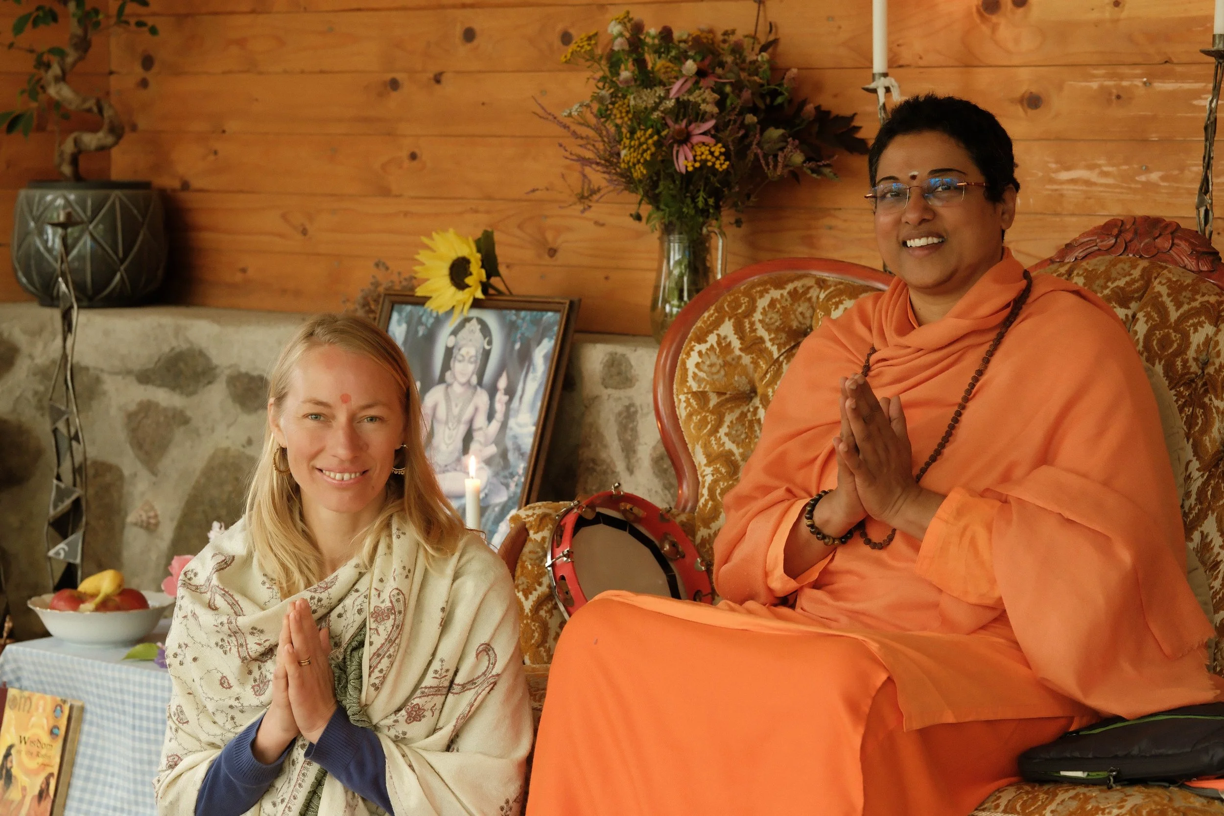 202508XX Vedanta Camp Swaminiji Sanatanas Lalita photos61.jpg