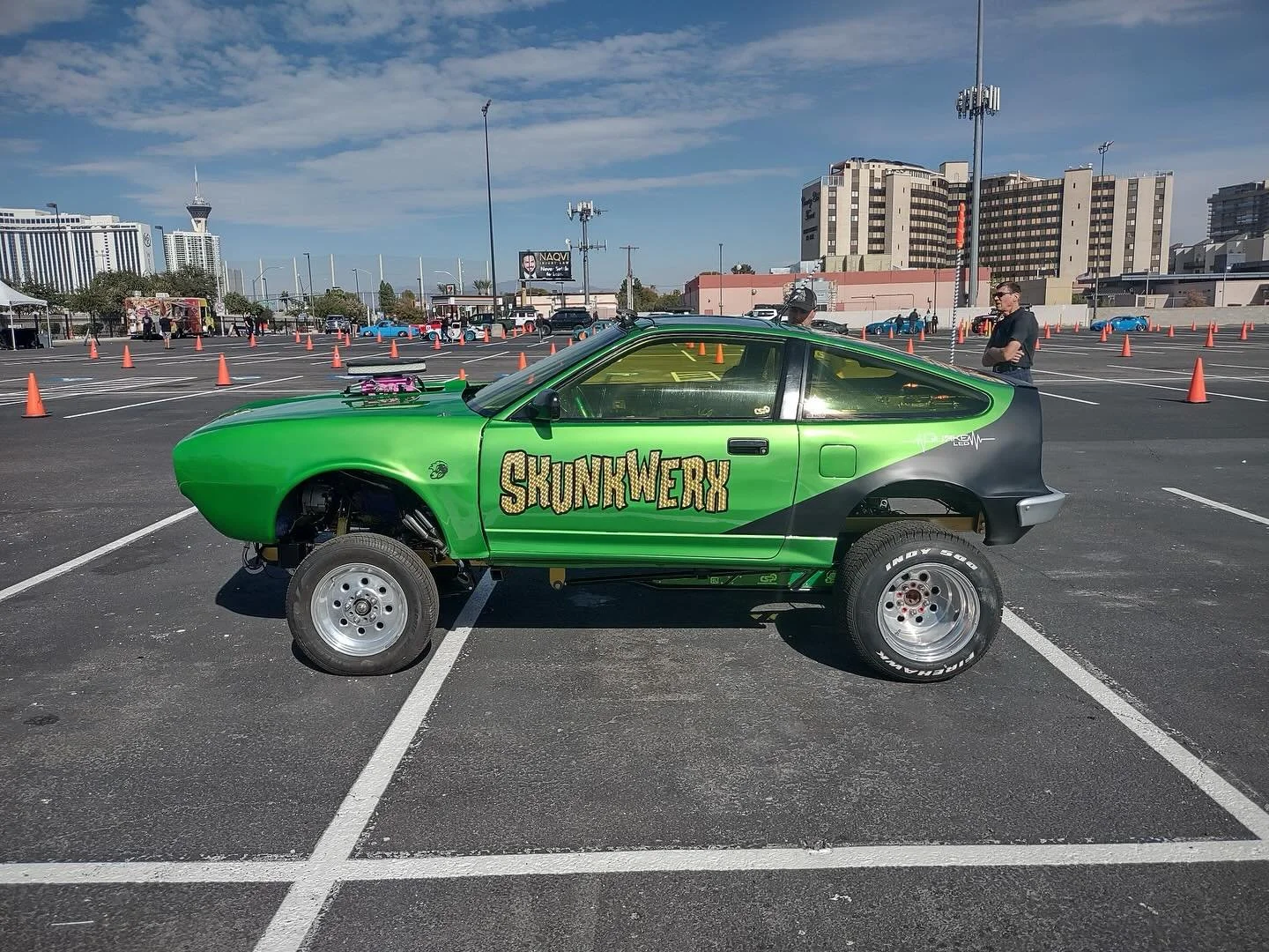Can you pick out all the parts/influences used to create SKUNKWERX? Let us know what all you see!
#sema #semashow #studentbuilt #acesefi#CamHoStang #skunkwerx #semashow2024 #ratrod #freak_show_build #trending #builtnotbought #semaofficial #insanebuil