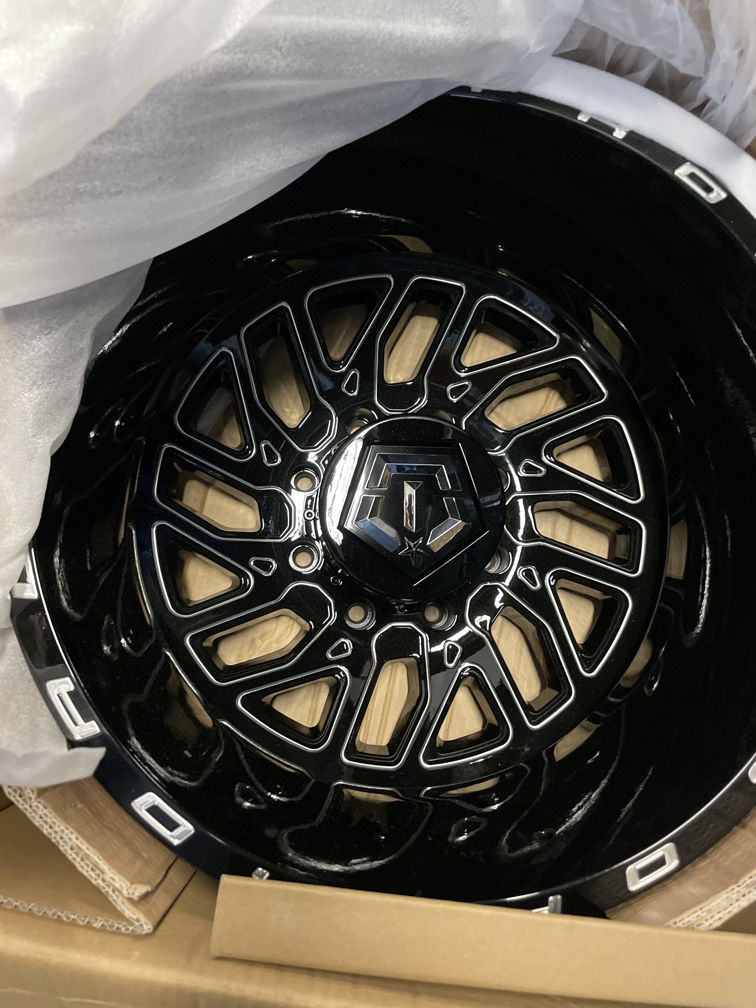 TIS_Wheels02.jpg