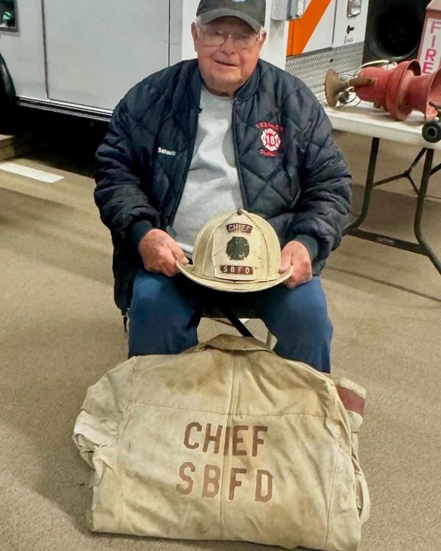 🇺🇸 Happy Veterans Day 🇺🇸

Today we honor all who have served &mdash; especially our own LBFC veterans:
Brian Eick &bull; Brandon Fiske &bull; Simon Butcher &bull; Gerry Boon &bull; Jess Beekhuysen-Miller &bull; Lex Saharic

Thank you for your ser