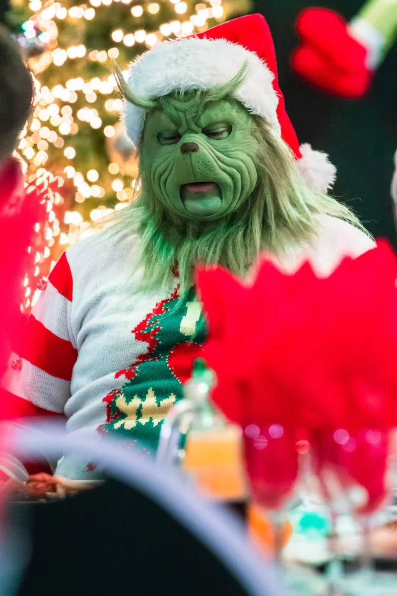 santa_grinch_carvery_002.jpg