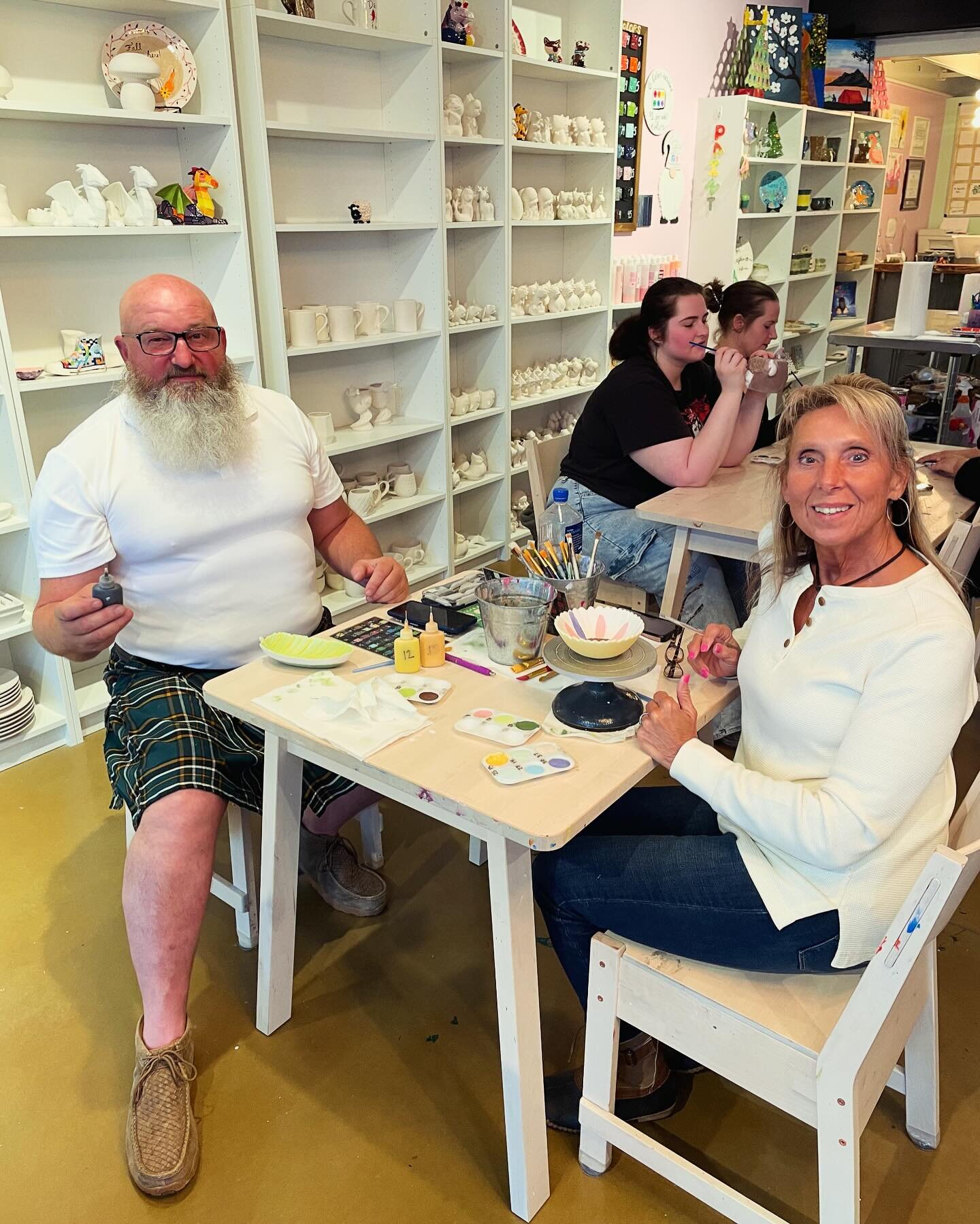 Happy st. Patrick&rsquo;s Day ☘️ Our Pottery of Gold Event was so fun!!! Everyone loved their time together when they tested their luck and won big, they also had a blast painting and being able to spent their evening with our kind and attentive Staf